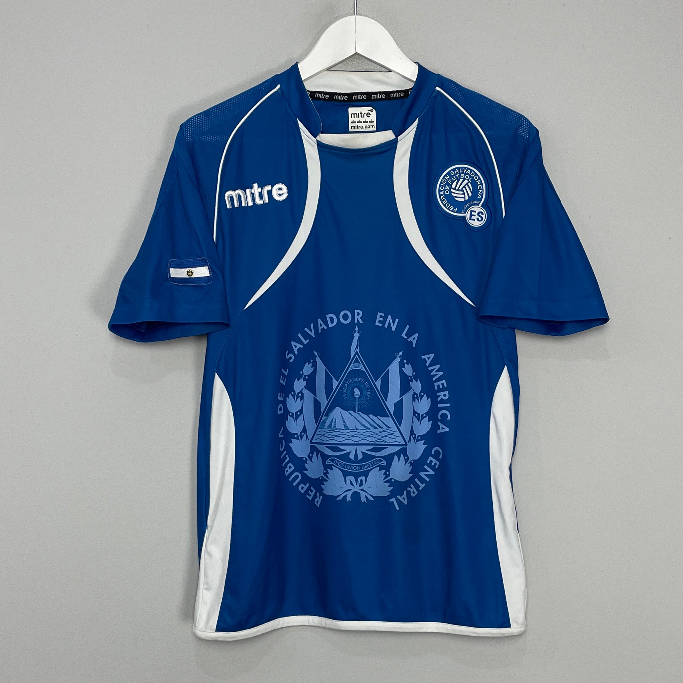 Shop 2015/16 EL SALVADOR HOME SHIRT (S) MITRE, classic football shirts, vintage football shirts & retro soccer jerseys at Cult Kits
