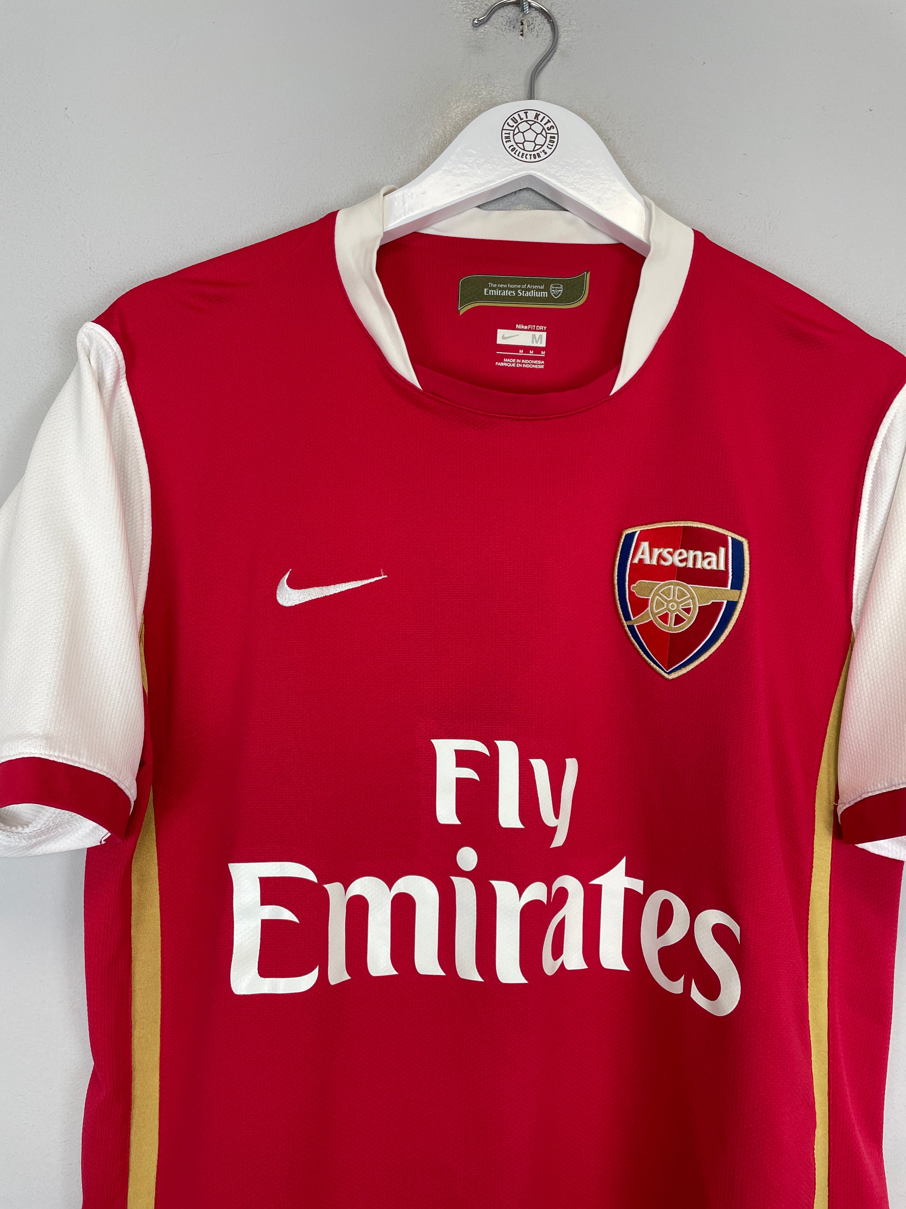 Shop 2006/07 ARSENAL TOURE #5 HOME SHIRT (M) NIKE, classic football shirts, vintage football shirts & retro soccer jerseys at Cult Kits