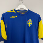 Shop 2006/08 SWEDEN AWAY SHIRT (M) UMBRO, classic football shirts, vintage football shirts & retro soccer jerseys at Cult Kits