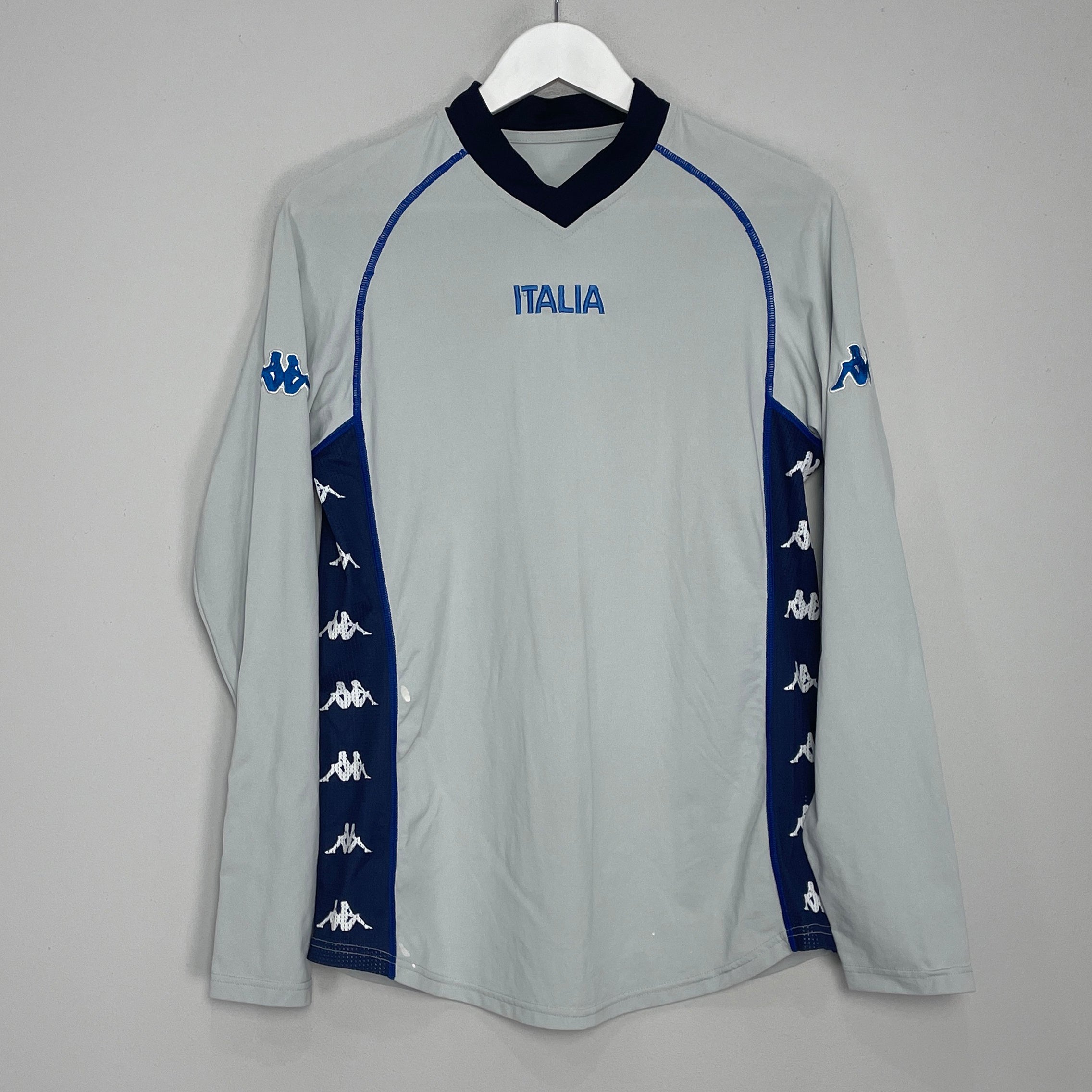 Shop 1999/00 ITALY TRAINING SHIRT (L) KAPPA, classic football shirts, vintage football shirts & retro soccer jerseys at Cult Kits