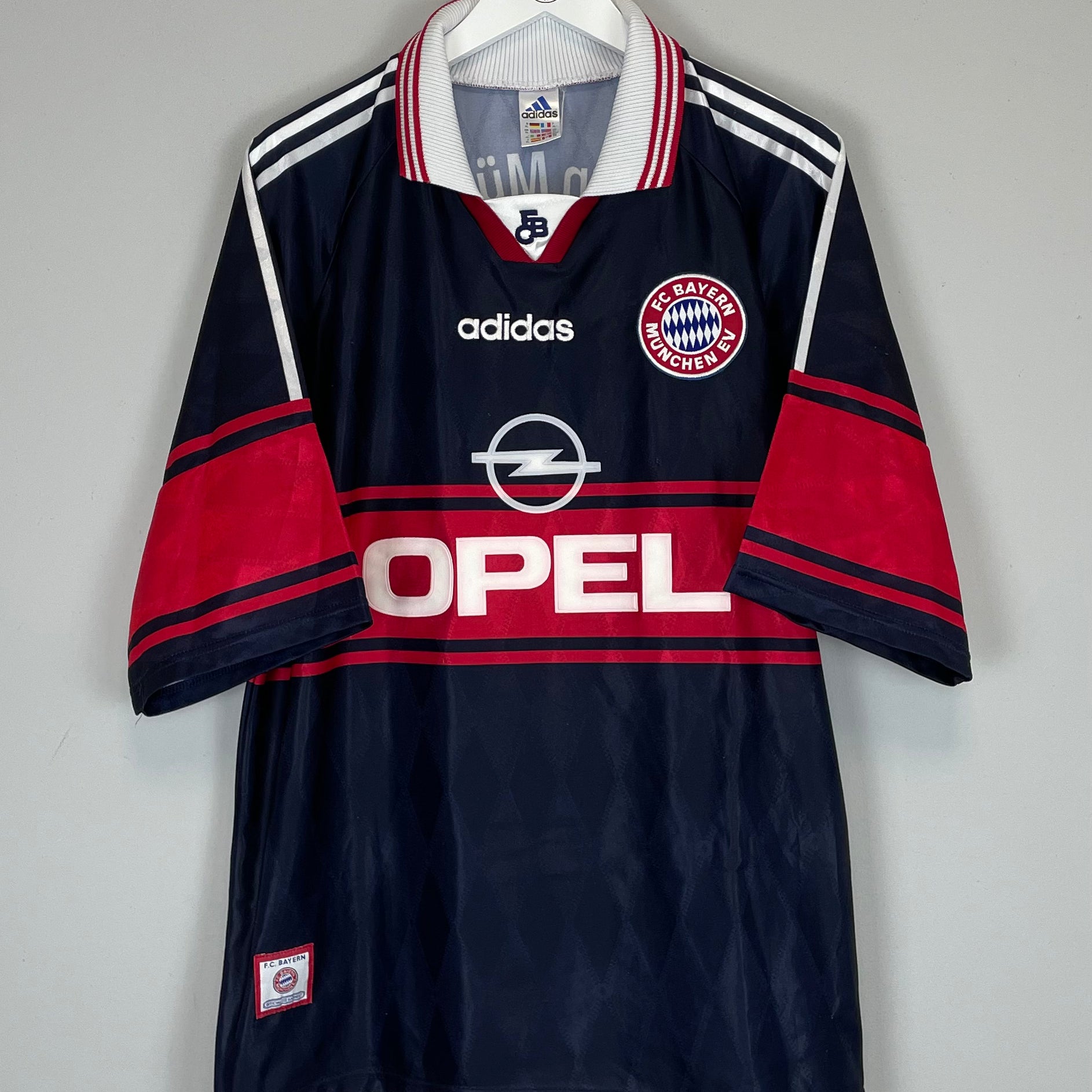 Shop 1997/99 BAYERN MUNICH HOME SHIRT (XL) ADIDAS, classic football shirts, vintage football shirts & retro soccer jerseys at Cult Kits