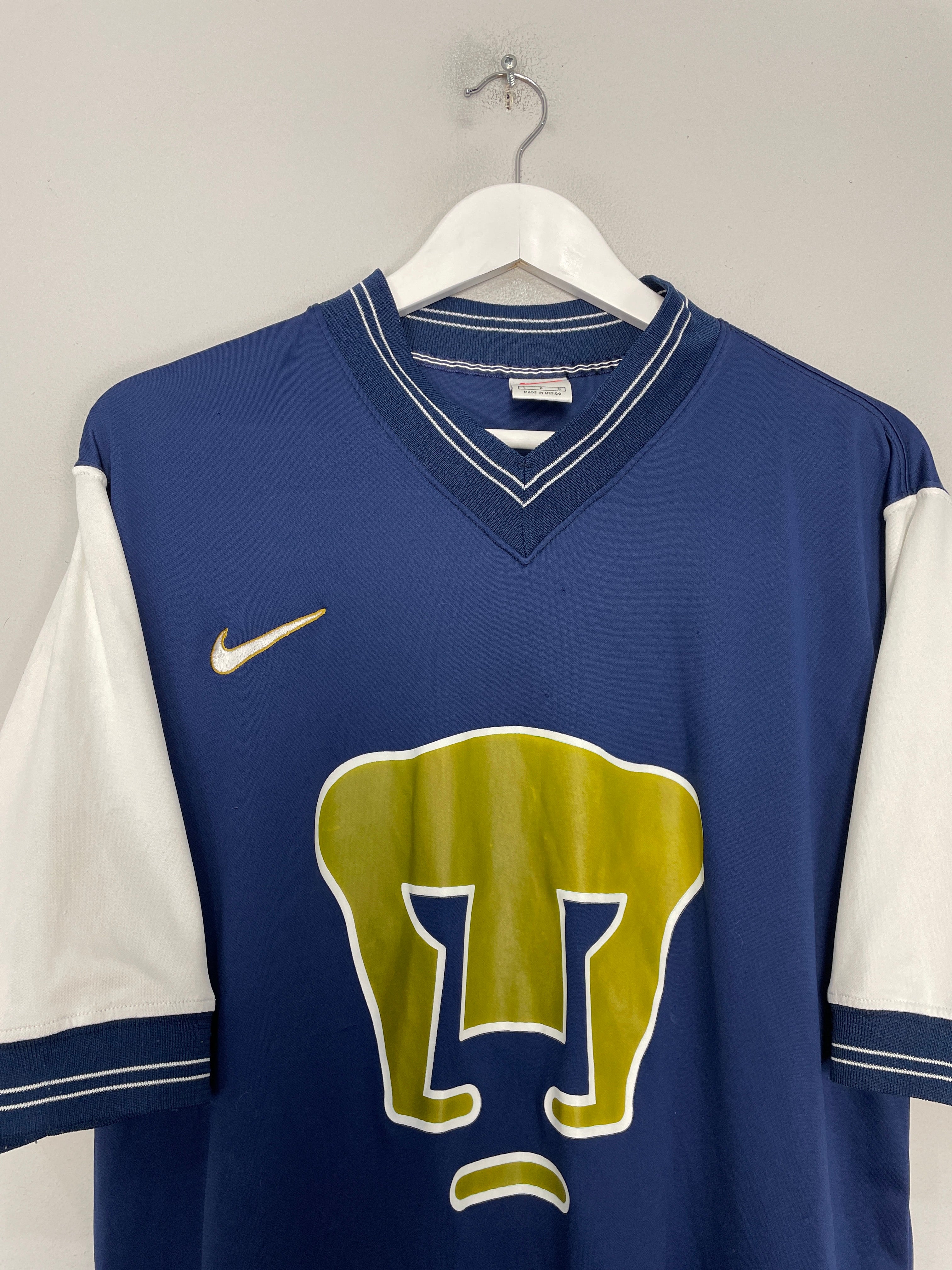 Shop 1998/99 UNAM PUMAS AWAY SHIRT (L) NIKE, classic football shirts, vintage football shirts & retro soccer jerseys at Cult Kits