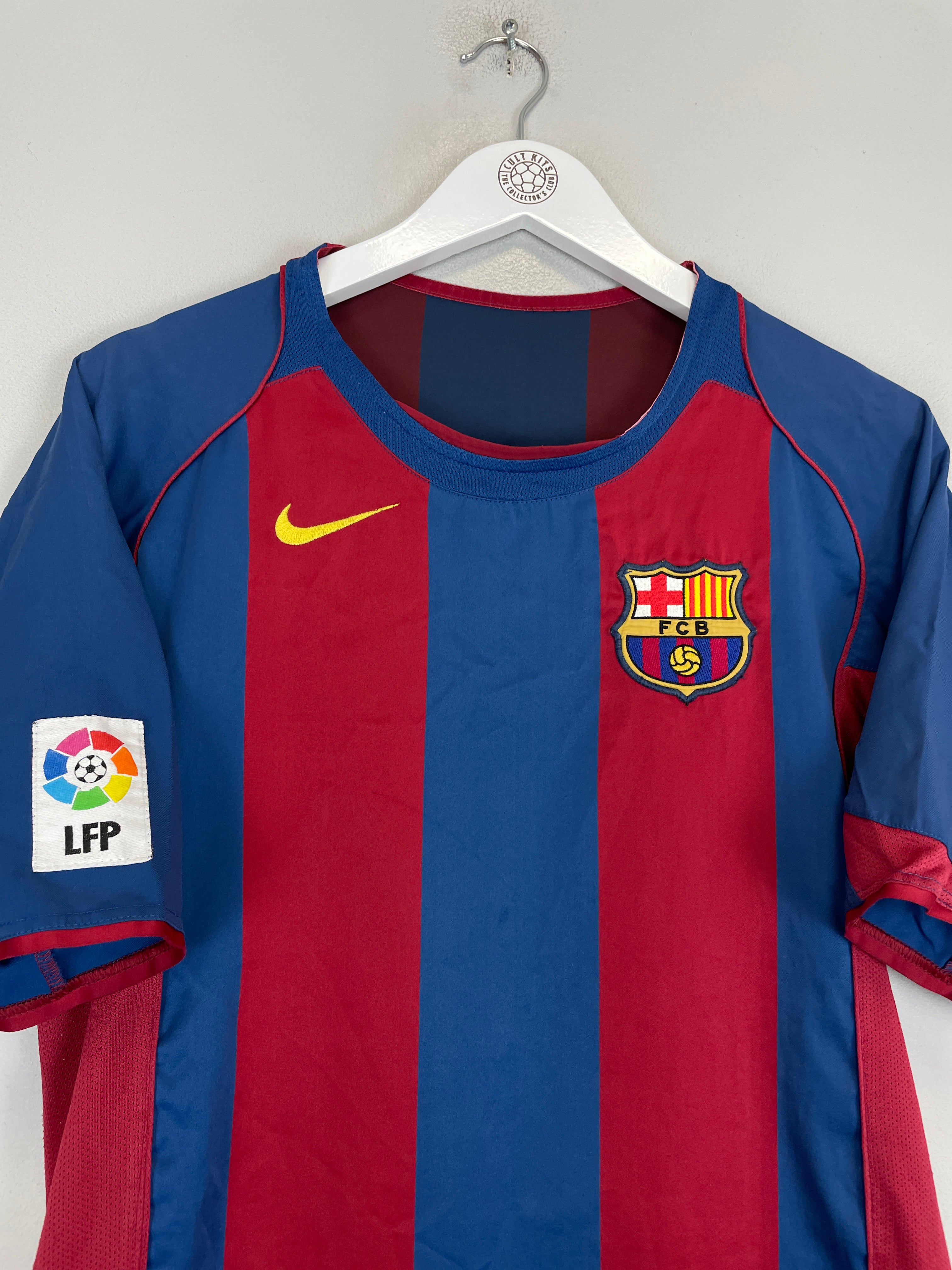Shop 2004/05 BARCELONA MESSI #10 HOME SHIRT (S) NIKE, classic football shirts, vintage football shirts & retro soccer jerseys at Cult Kits