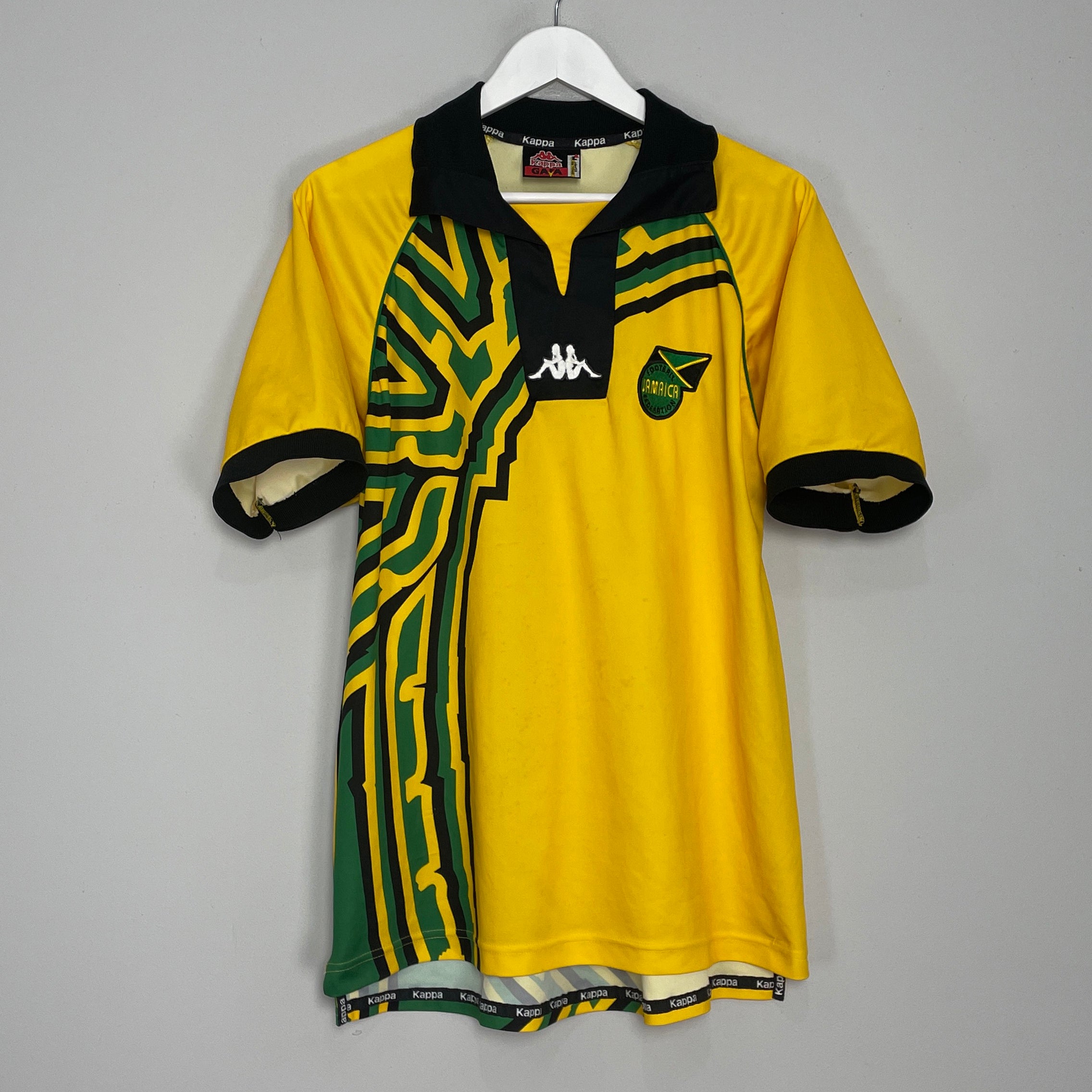 Shop 1998/00 JAMAICA HOME SHIRT (L) KAPPA, classic football shirts, vintage football shirts & retro soccer jerseys at Cult Kits