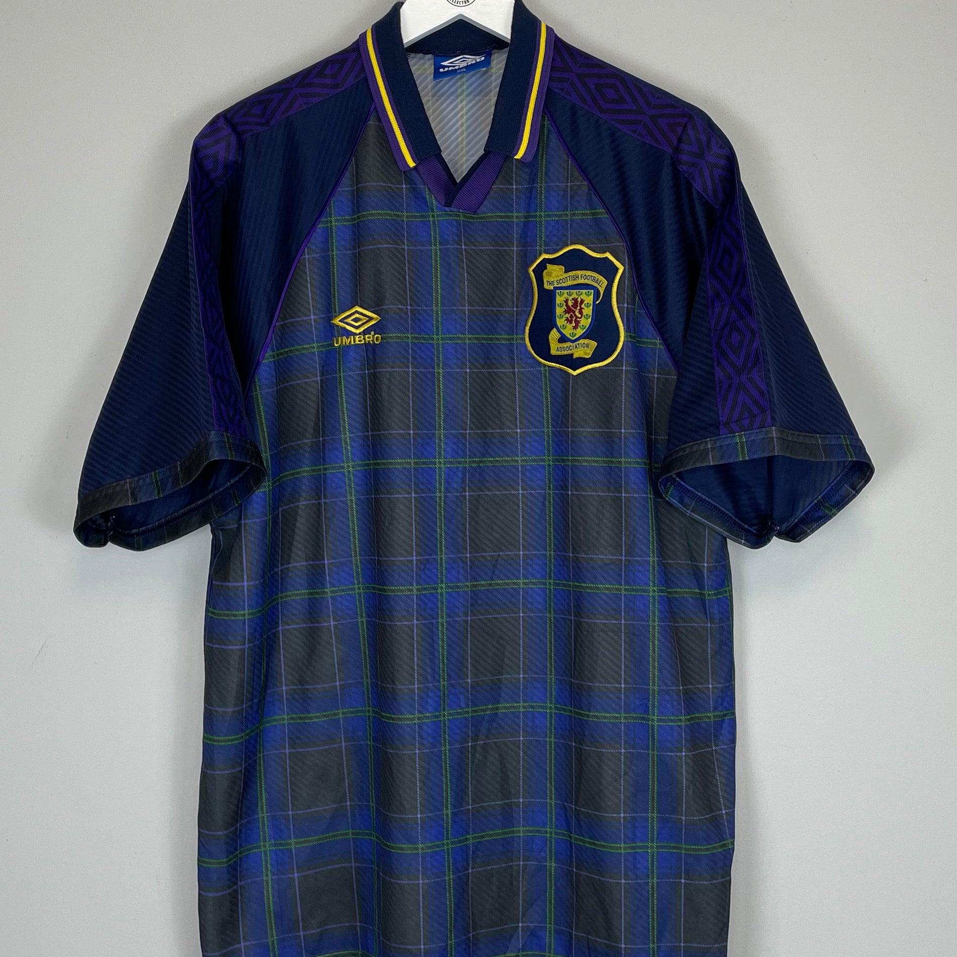 Shop 1994/96 SCOTLAND HOME SHIRT (XXL) UMBRO, classic football shirts, vintage football shirts & retro soccer jerseys at Cult Kits