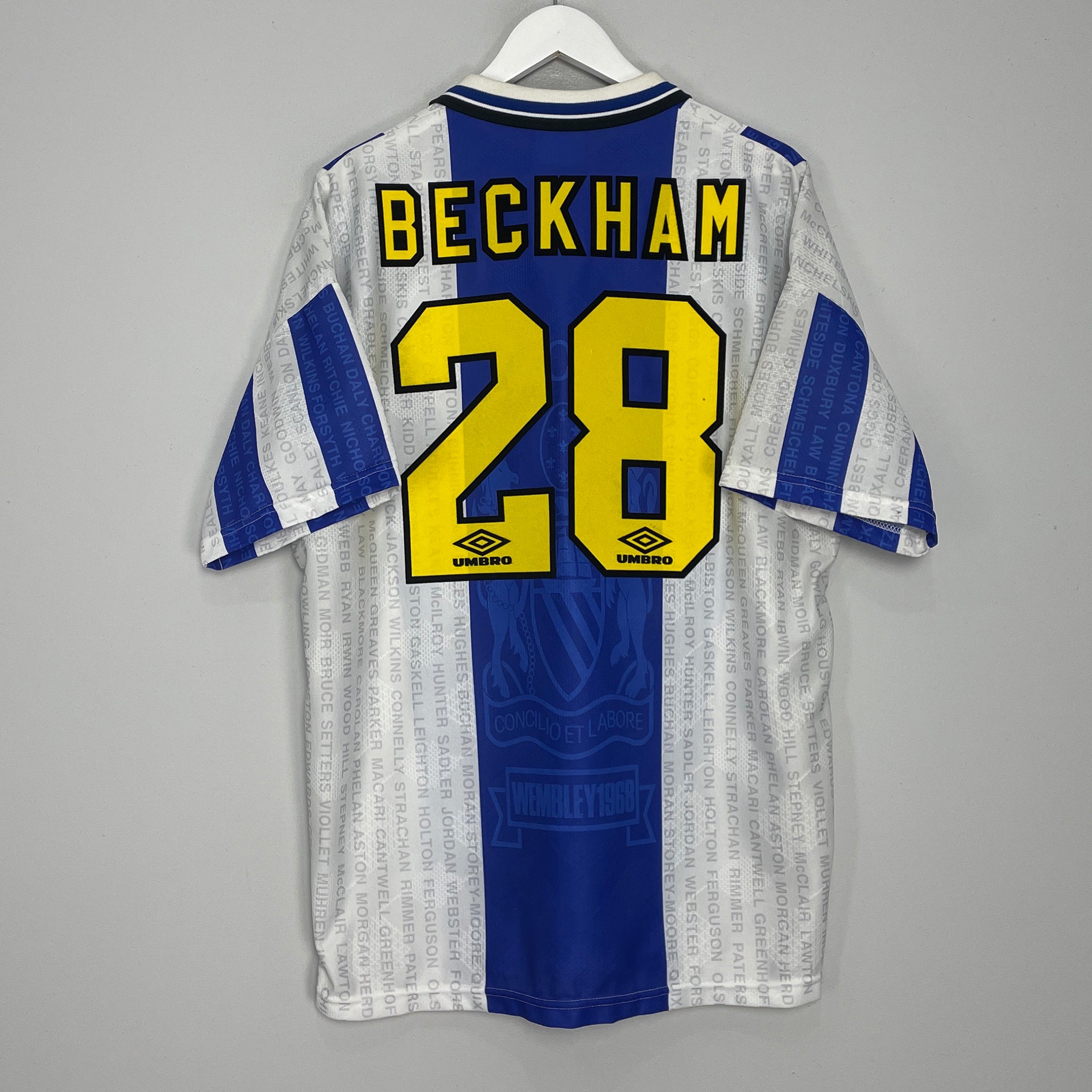 Shop 1994/96 MANCHESTER UNITED BECKHAM #28 THIRD SHIRT (XL) UMBRO, classic football shirts, vintage football shirts & retro soccer jerseys at Cult Kits