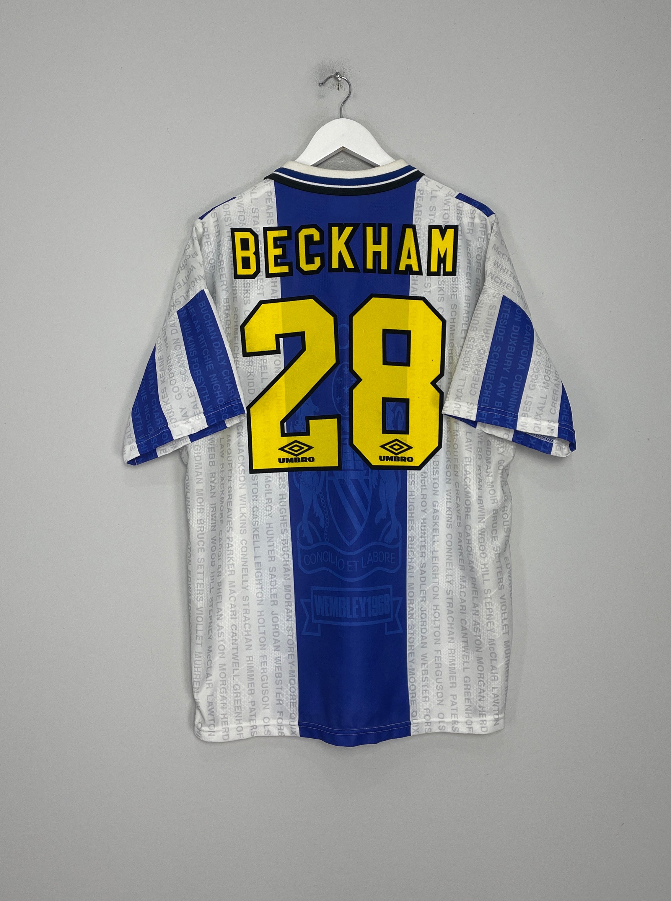 Shop 1994/96 MANCHESTER UNITED BECKHAM #28 THIRD SHIRT (XL) UMBRO, classic football shirts, vintage football shirts & retro soccer jerseys at Cult Kits