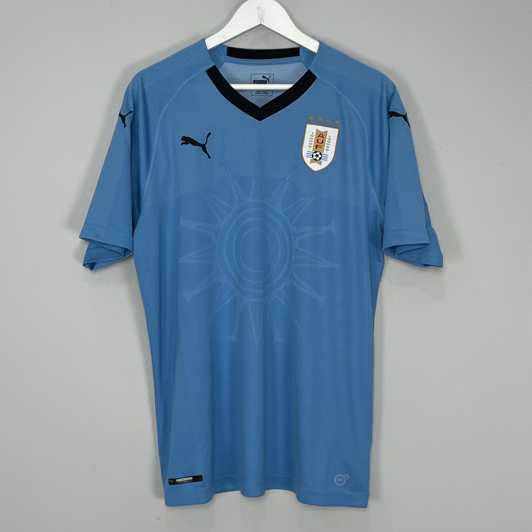 Shop 2018/19 URUGUAY HOME SHIRT (L) PUMA, classic football shirts, vintage football shirts & retro soccer jerseys at Cult Kits