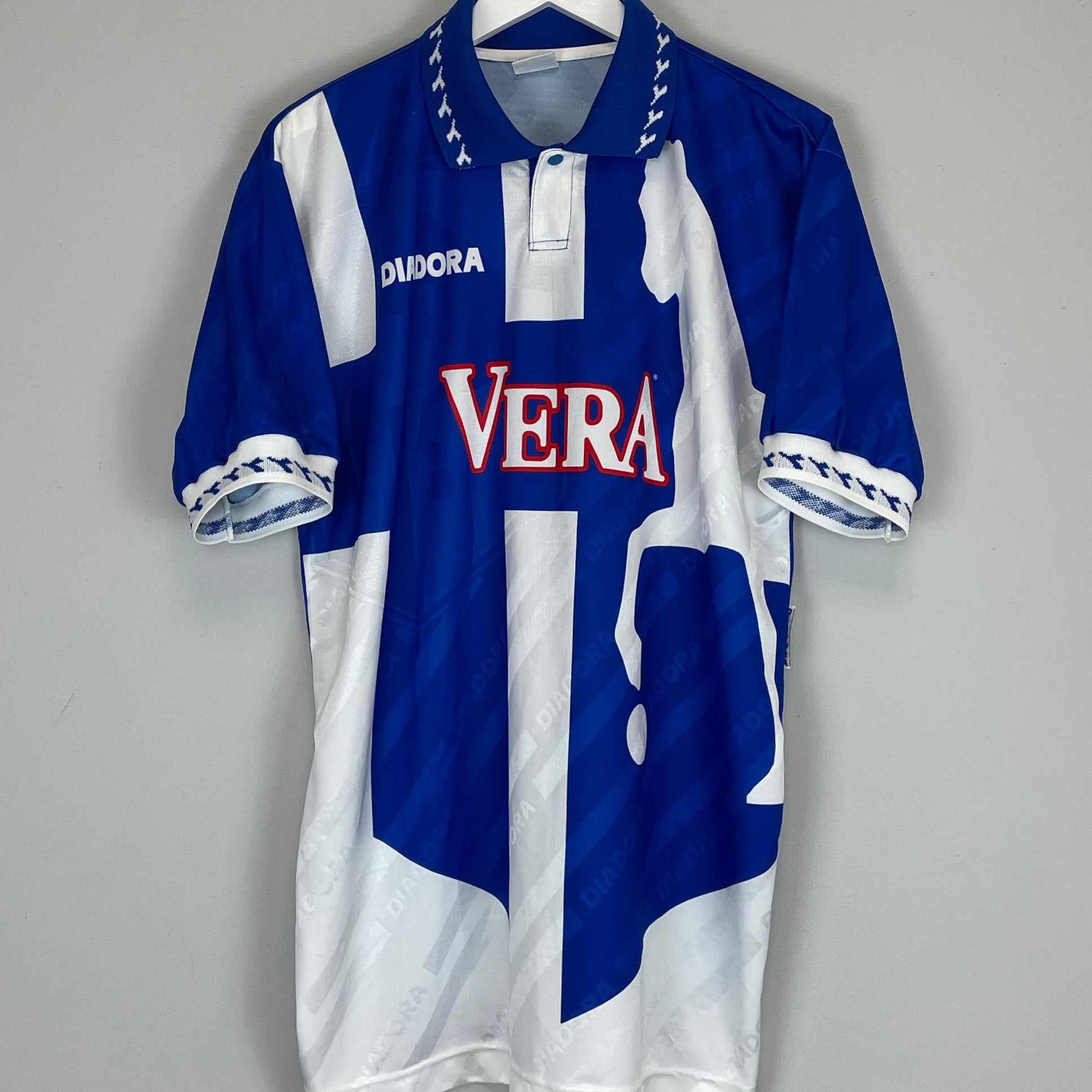 Shop 1995/96 PADOVA #18 AWAY SHIRT (XL) DIADORA, classic football shirts, vintage football shirts & retro soccer jerseys at Cult Kits