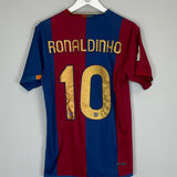 2006/07 BARCELONA RONALDINHO #10 HOME SHIRT (M) NIKE