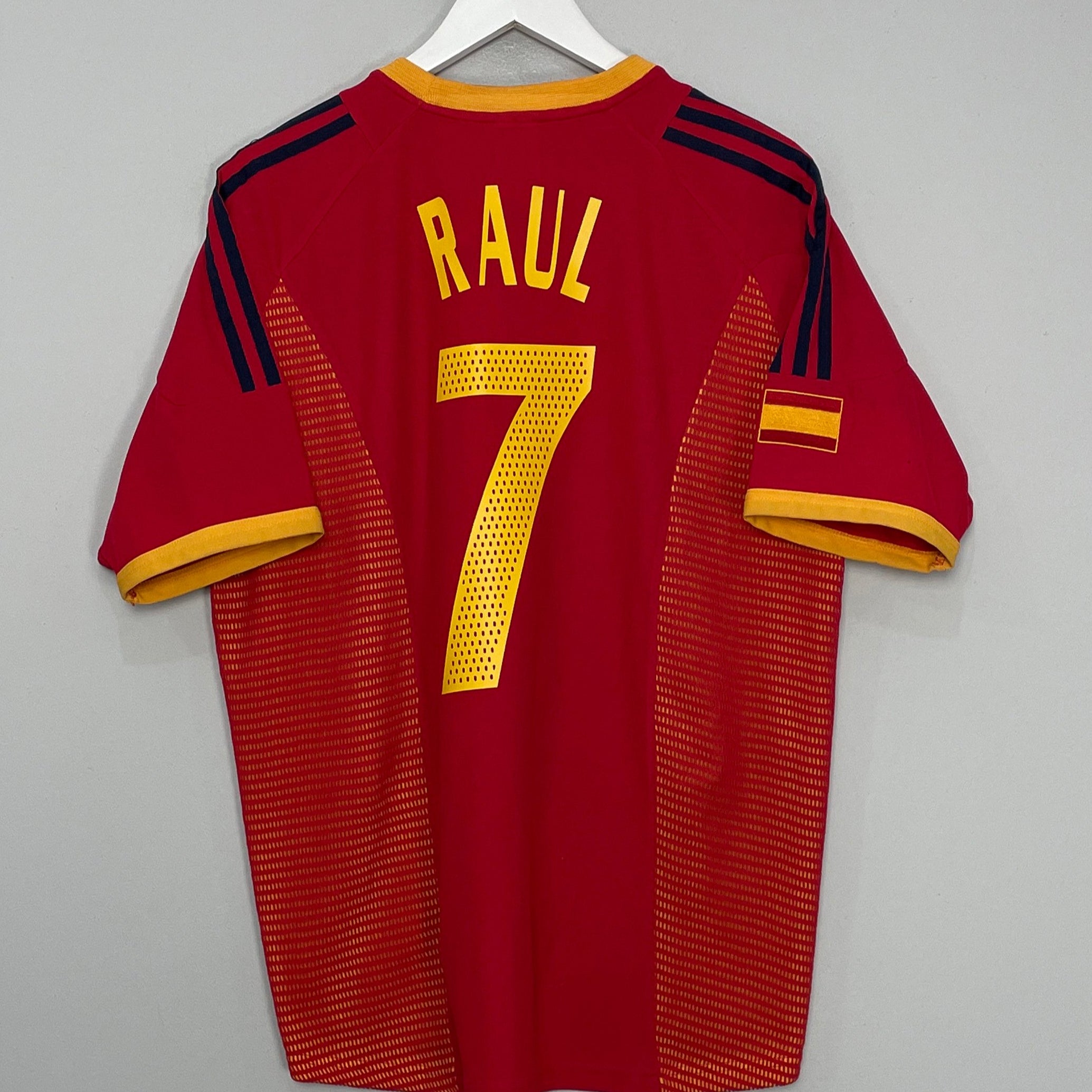Shop 2002/04 SPAIN RAUL #7 HOME SHIRT (M) ADIDAS, classic football shirts, vintage football shirts & retro soccer jerseys at Cult Kits