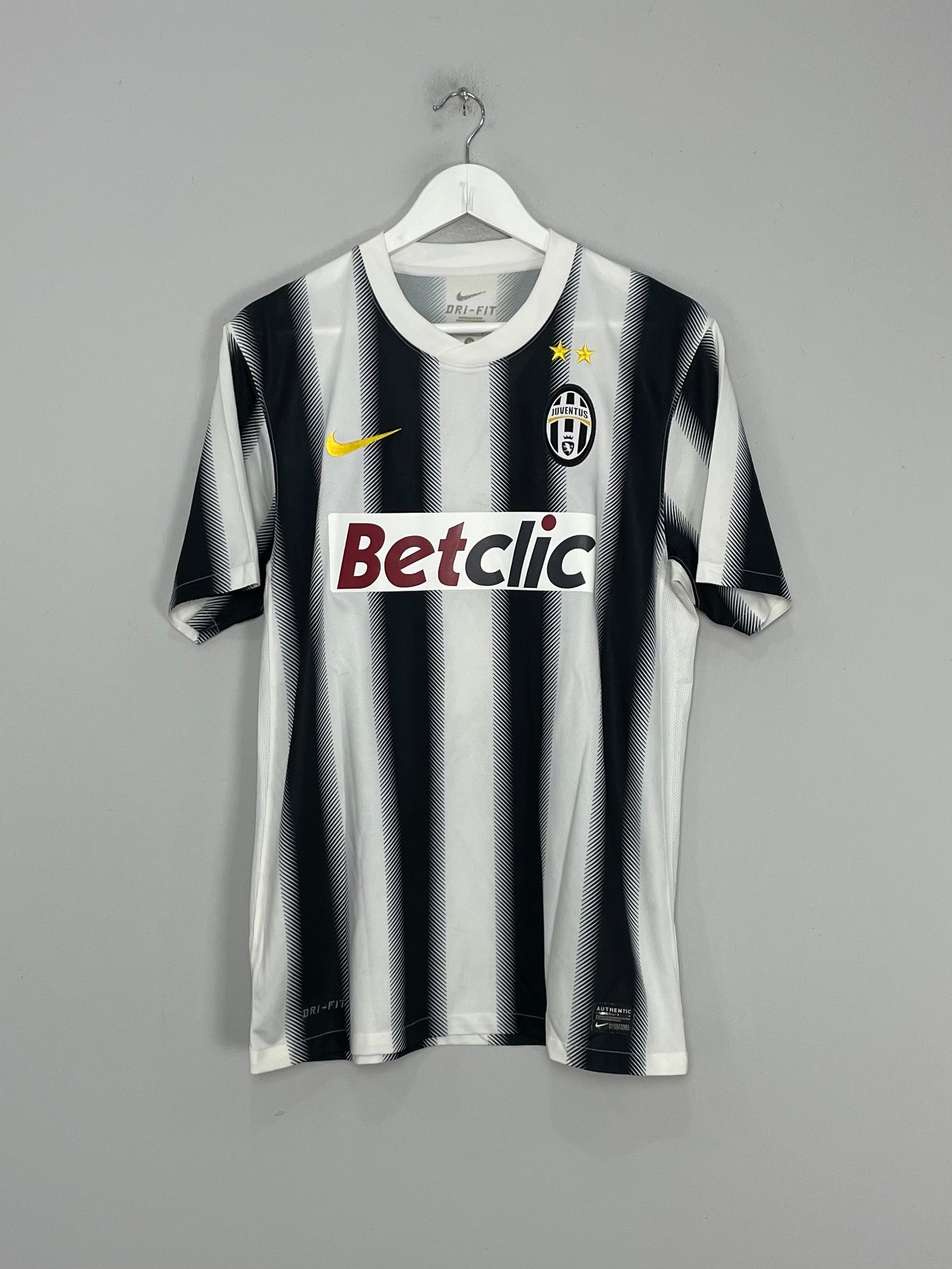Shop 2011/12 JUVENTUS DEL PIERO #10 HOME SHIRT (M) NIKE, classic football shirts, vintage football shirts & retro soccer jerseys at Cult Kits