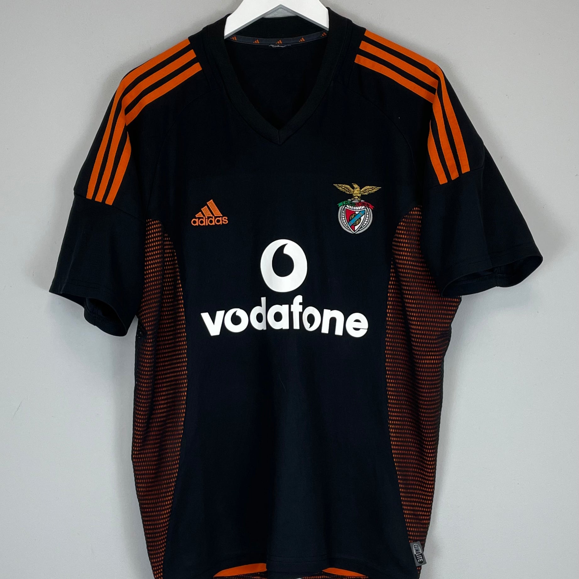 Shop 2002/03 BENFICA AWAY SHIRT (L) ADIDAS, classic football shirts, vintage football shirts & retro soccer jerseys at Cult Kits