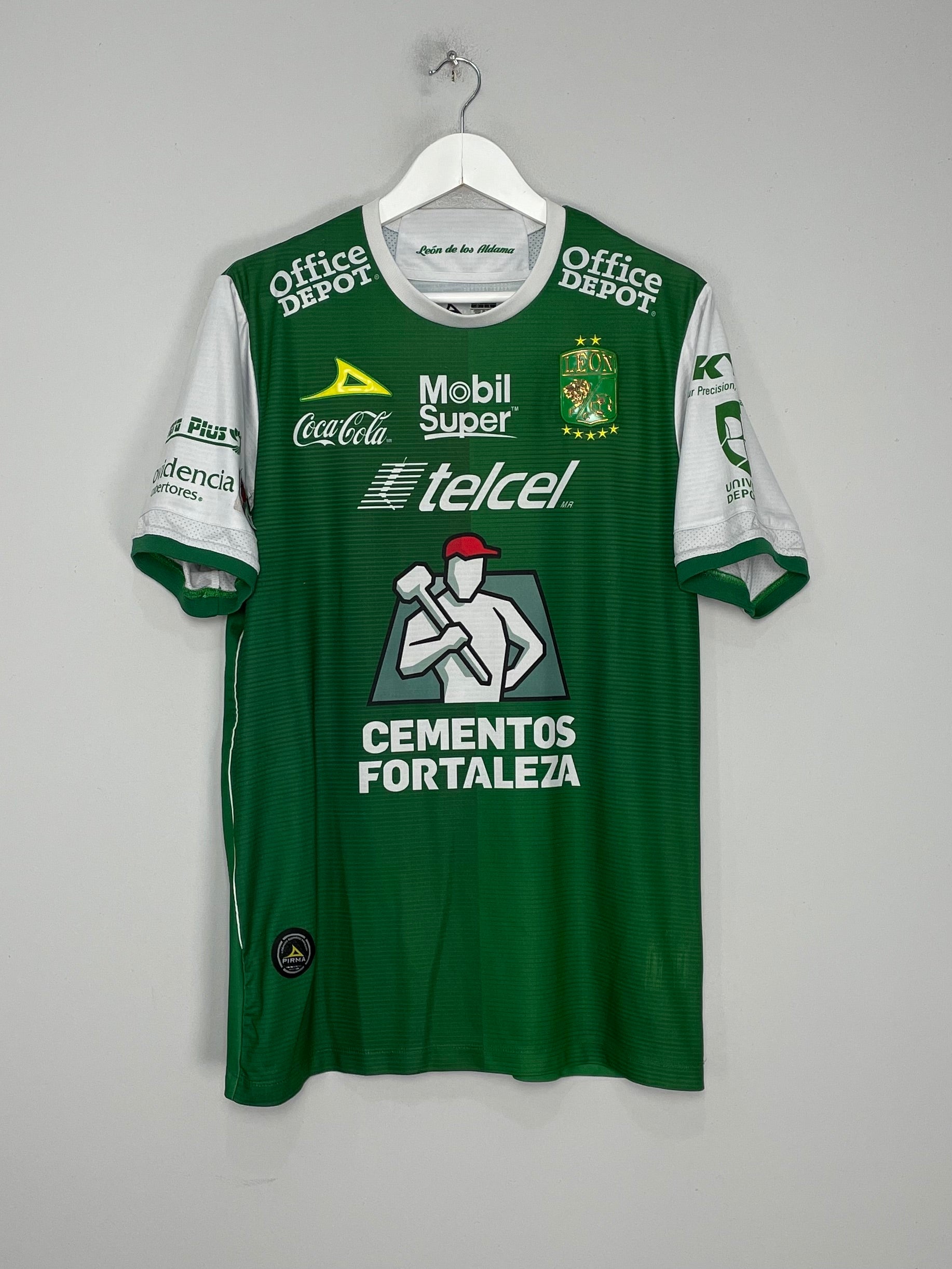 Shop 2017/18 CLUB LEON HOME SHIRT (L) PIRMA, classic football shirts, vintage football shirts & retro soccer jerseys at Cult Kits