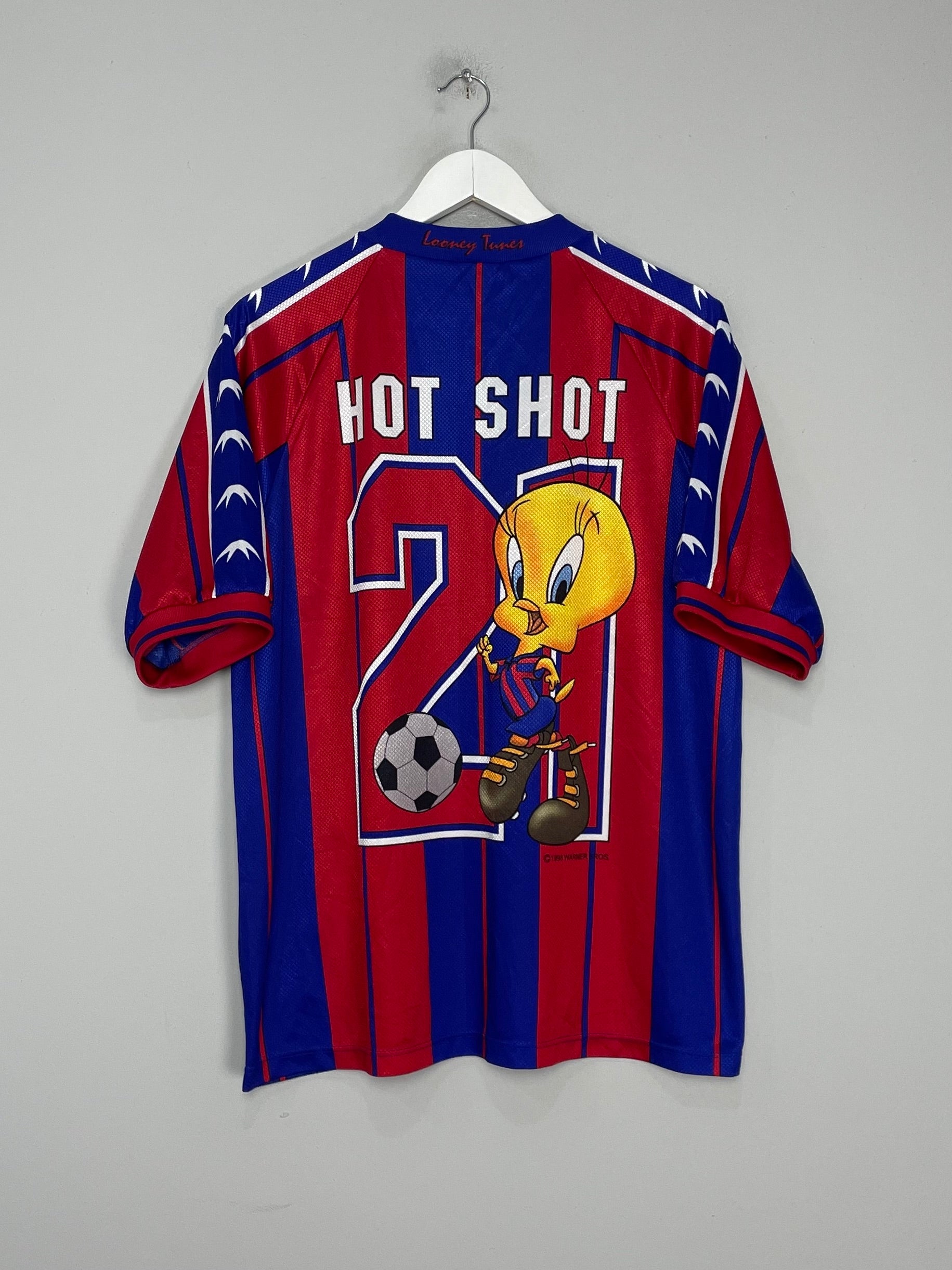 Shop 1998 BARCELONA X LOONEY TUNES SHIRT (L) OM, classic football shirts, vintage football shirts & retro soccer jerseys at Cult Kits