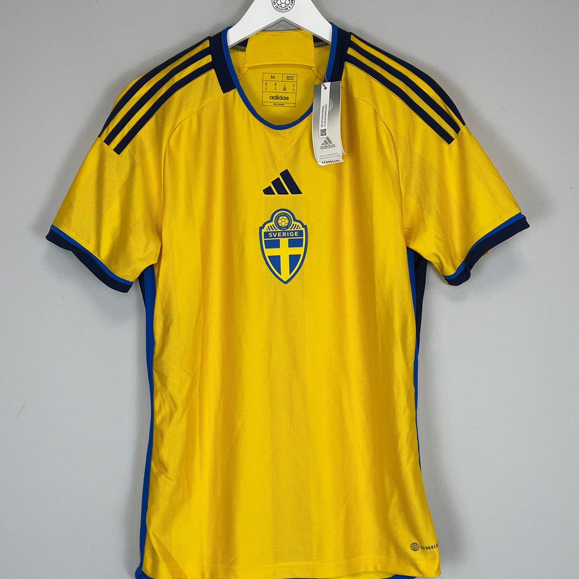 Shop 2022/23 SWEDEN *BNWT* HOME SHIRT (M) ADIDAS, classic football shirts, vintage football shirts & retro soccer jerseys at Cult Kits