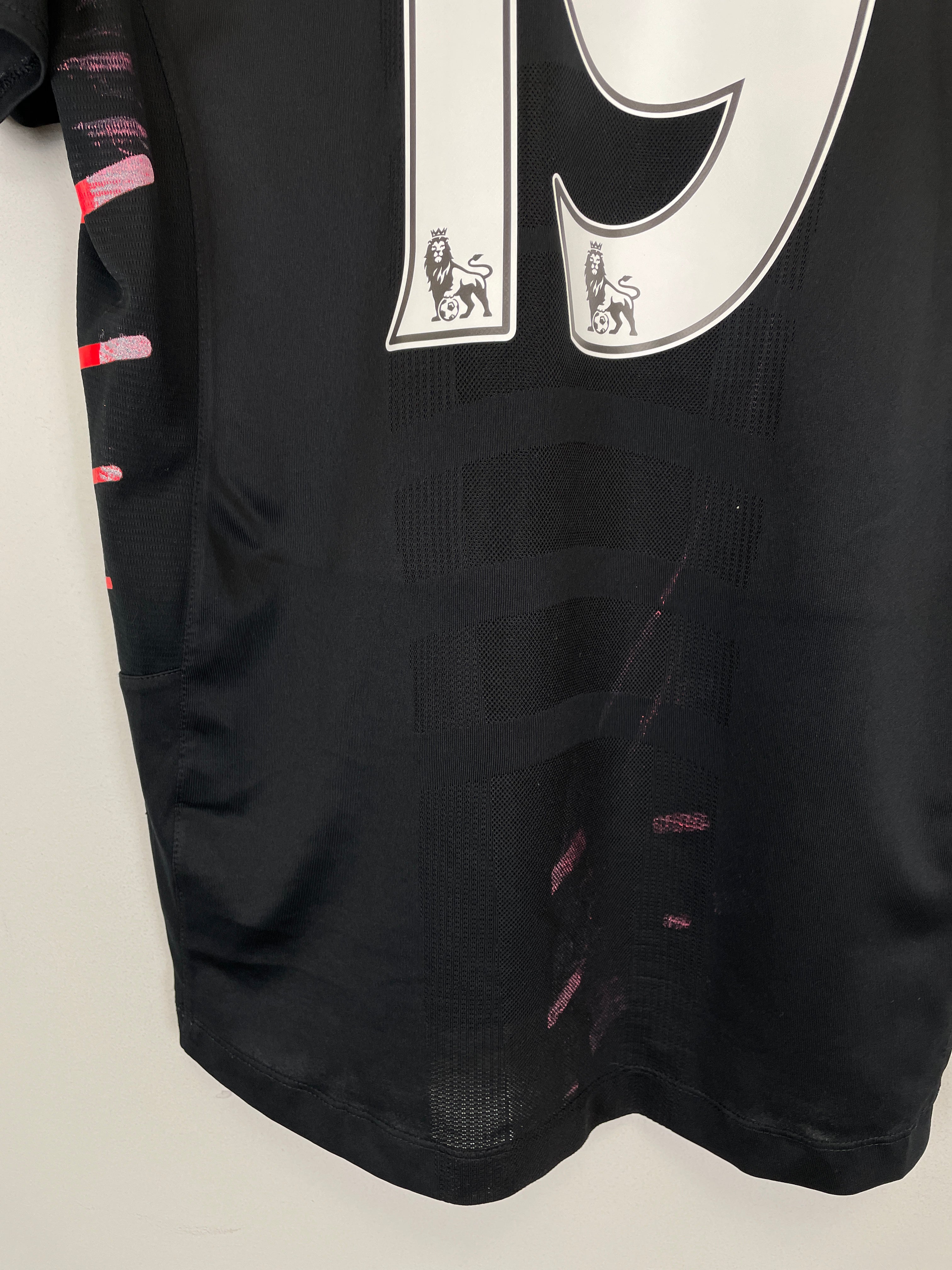 Shop 2016/17 LIVERPOOL MANE #19 AWAY SHIRT (L) NEW BALANCE, classic football shirts, vintage football shirts & retro soccer jerseys at Cult Kits