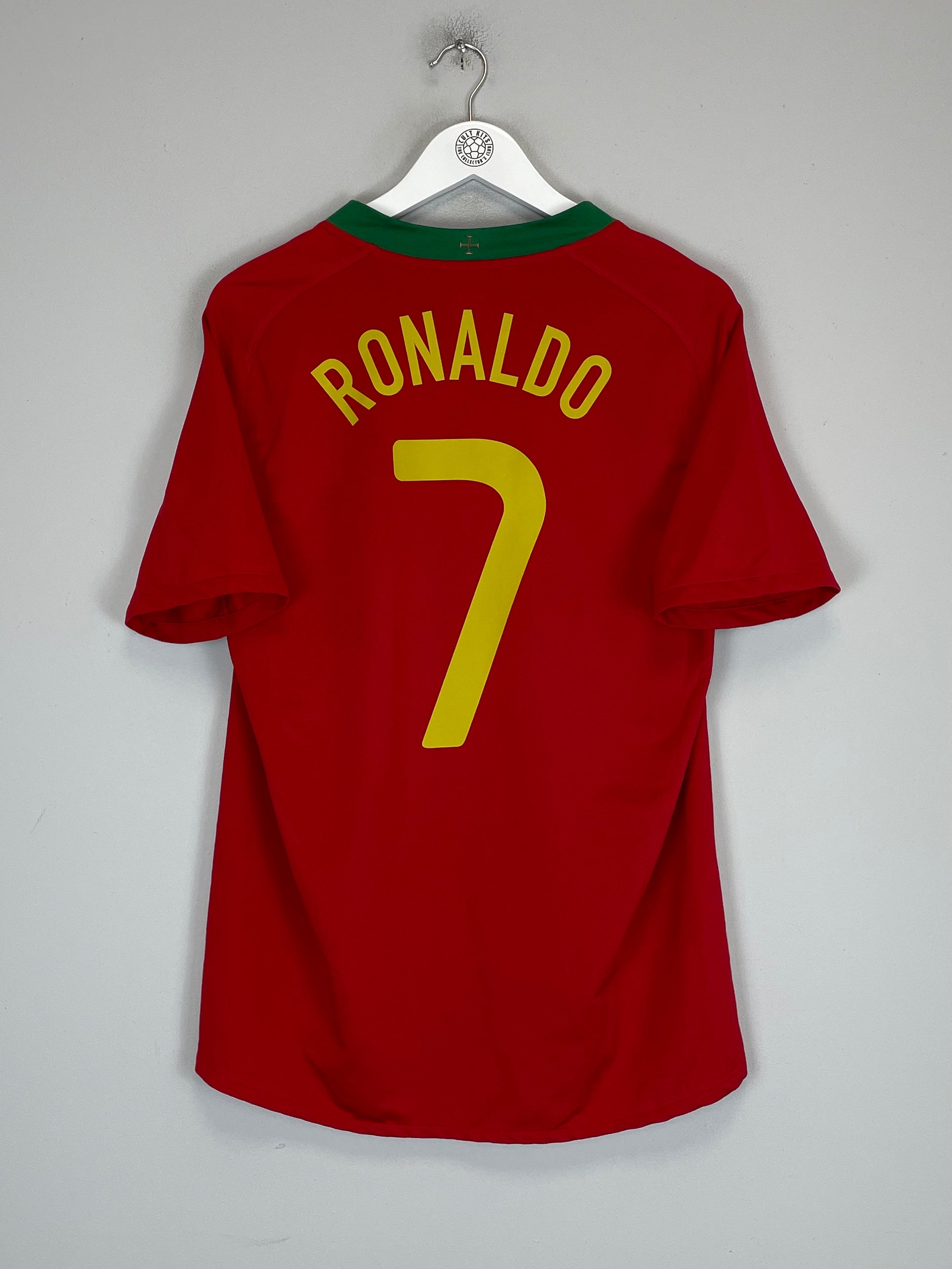 Shop 2008/10 PORTUGAL RONALDO #7 HOME SHIRT (M) NIKE, classic football shirts, vintage football shirts & retro soccer jerseys at Cult Kits
