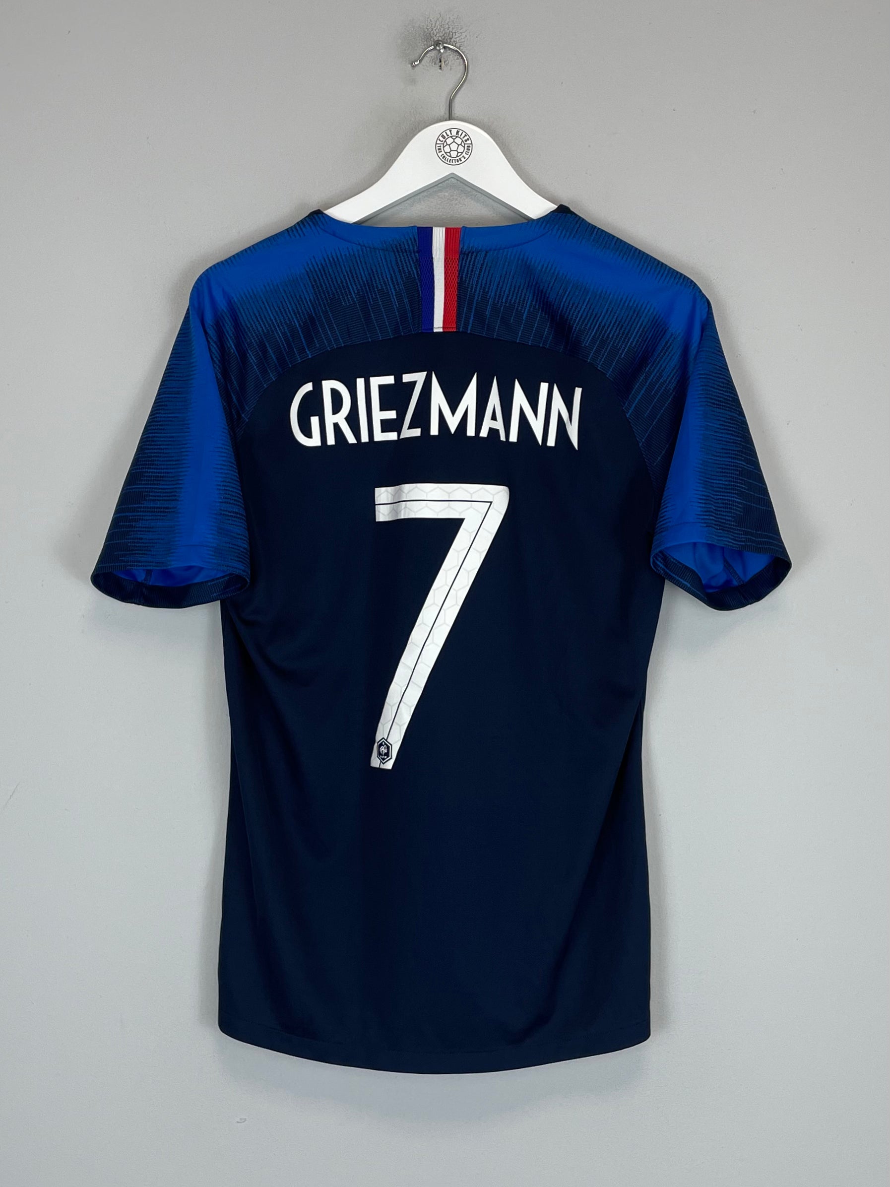 Shop 2018 FRANCE GRIEZMANN #7 HOME SHIRT (M) NIKE, classic football shirts, vintage football shirts & retro soccer jerseys at Cult Kits