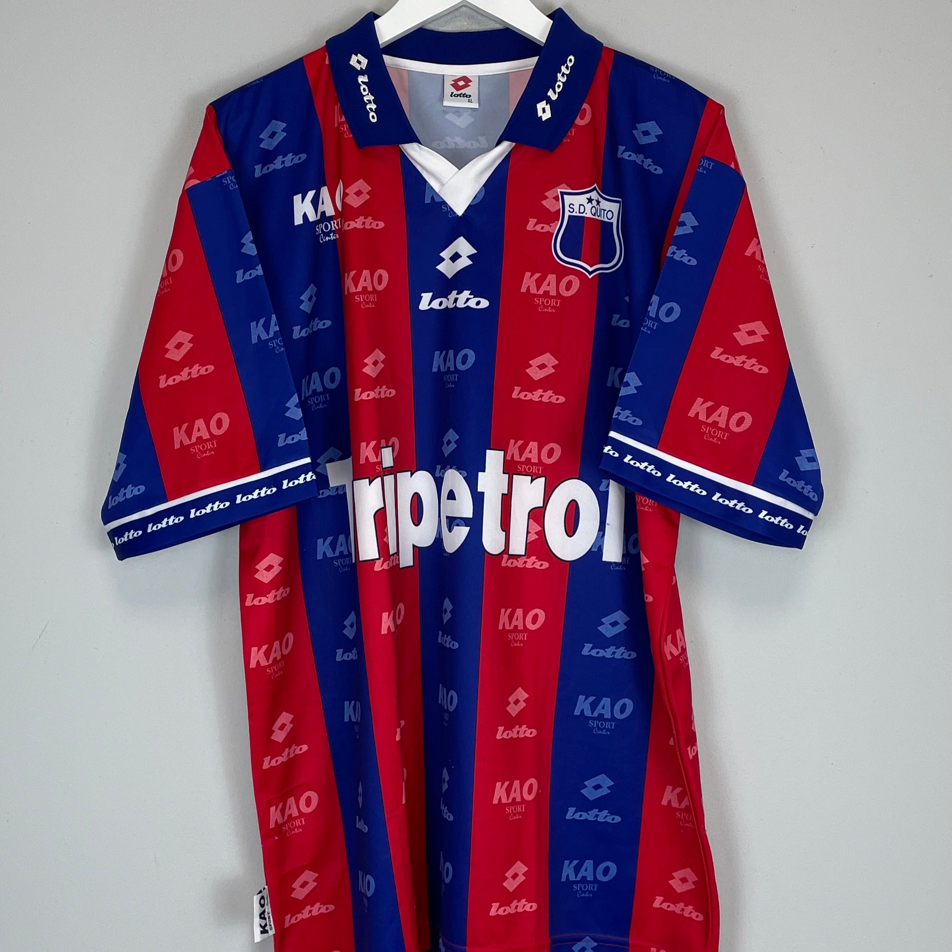 Shop 1998 DEPORTIVO QUITO HOME SHIRT (XL) LOTTO, classic football shirts, vintage football shirts & retro soccer jerseys at Cult Kits