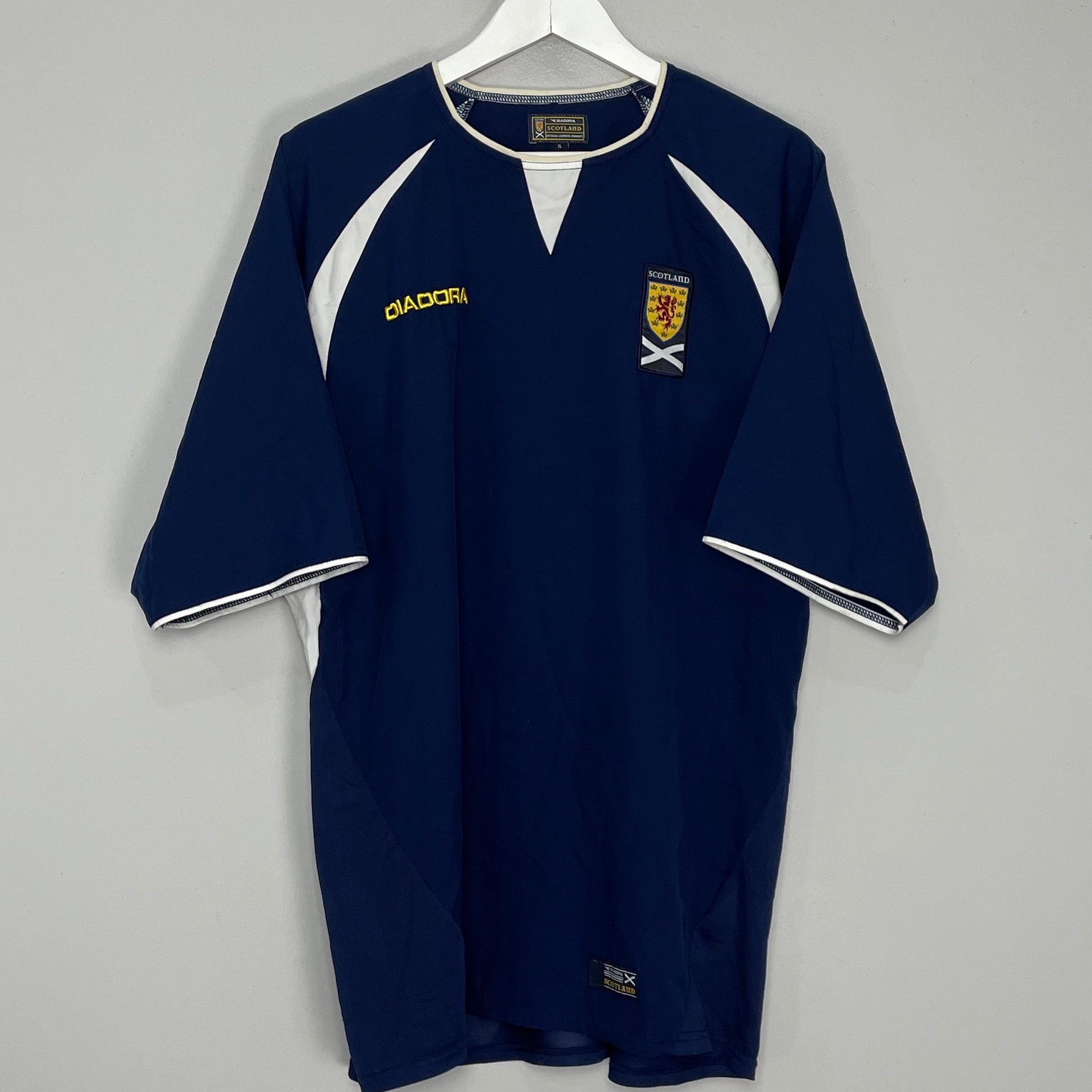Shop 2003/05 SCOTLAND HOME SHIRT (XL) DIADORA, classic football shirts, vintage football shirts & retro soccer jerseys at Cult Kits