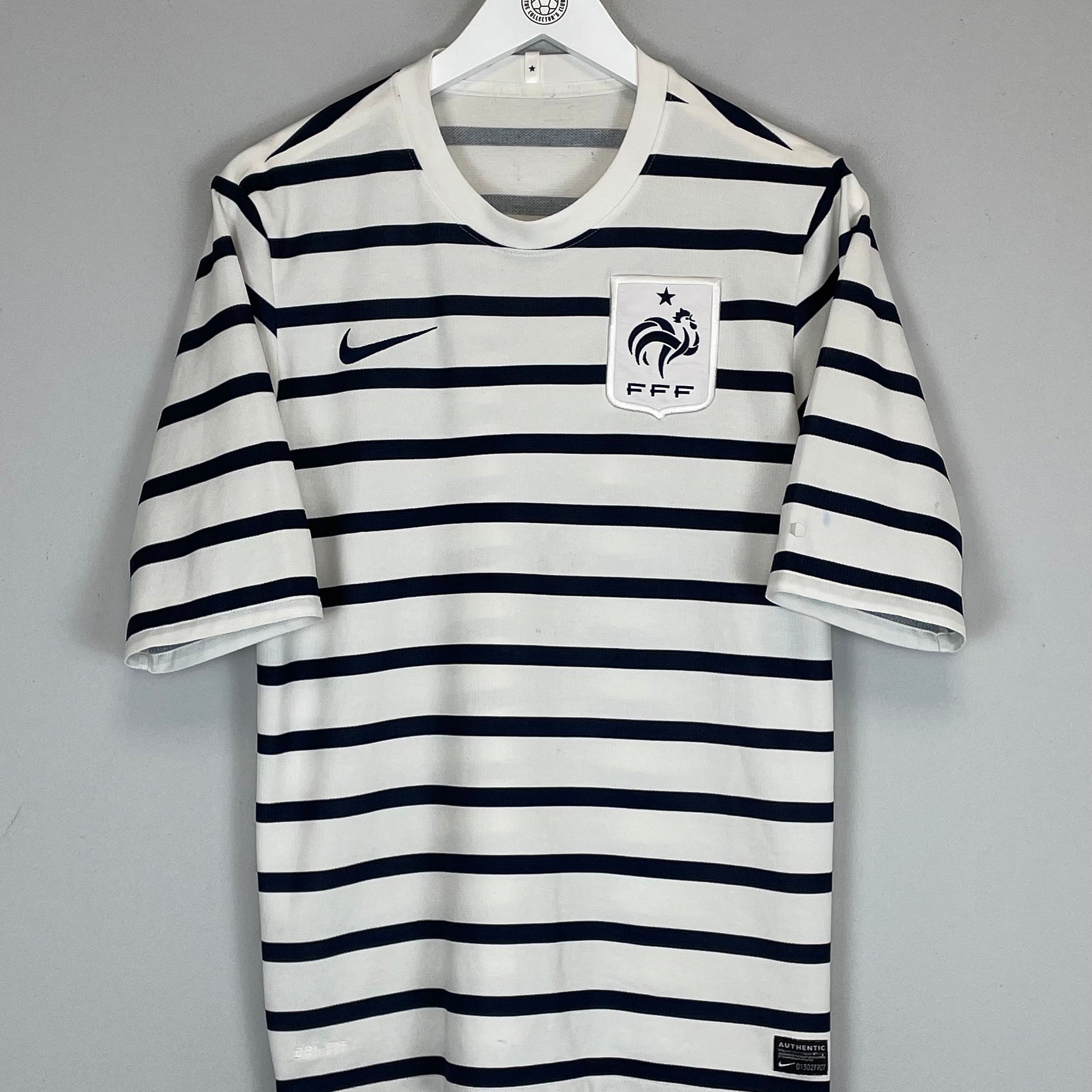 Shop 2011/12 FRANCE AWAY SHIRT (M) NIKE, classic football shirts, vintage football shirts & retro soccer jerseys at Cult Kits