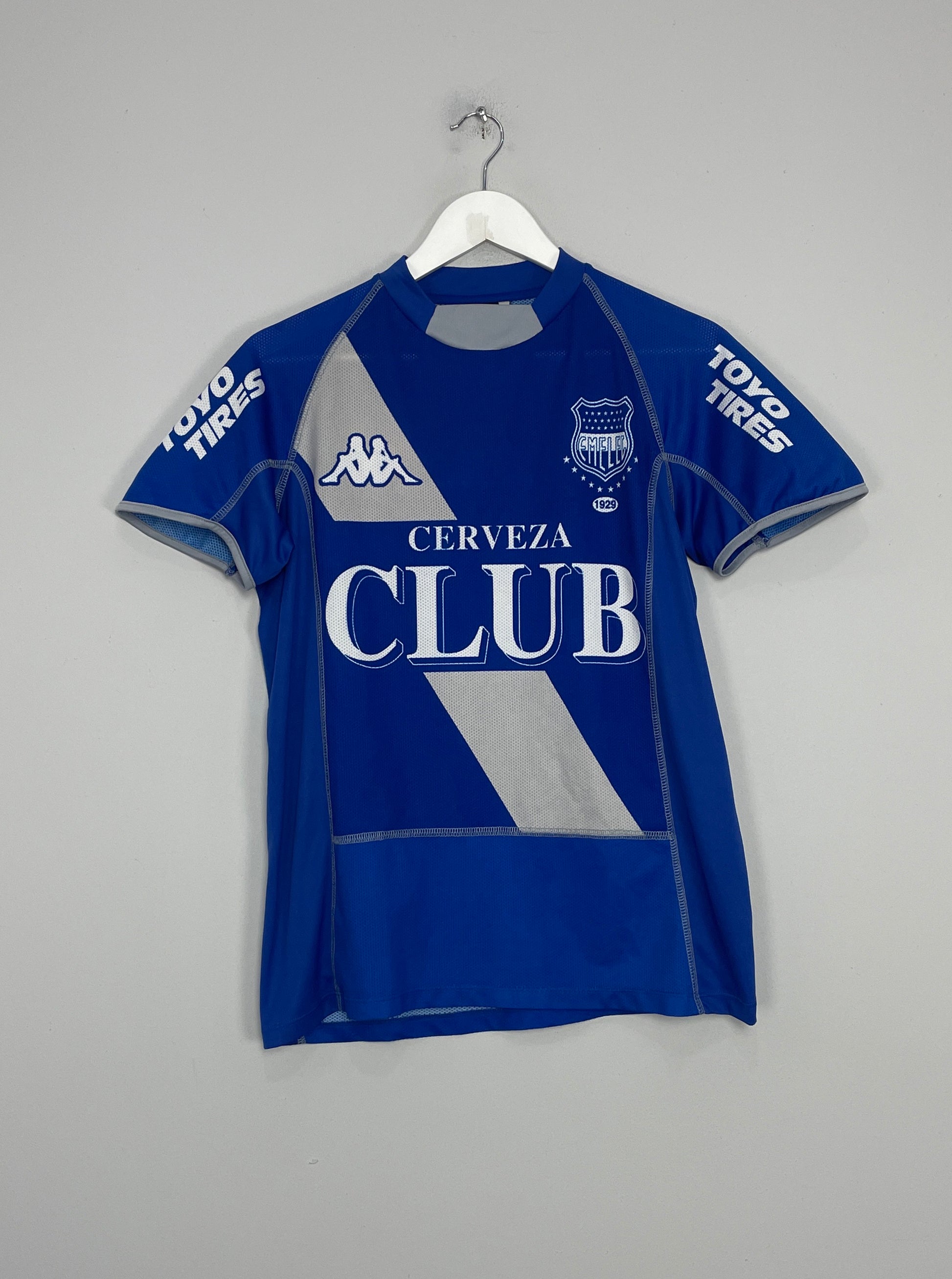 Image of the Emelec shirt from the 2005/06 season