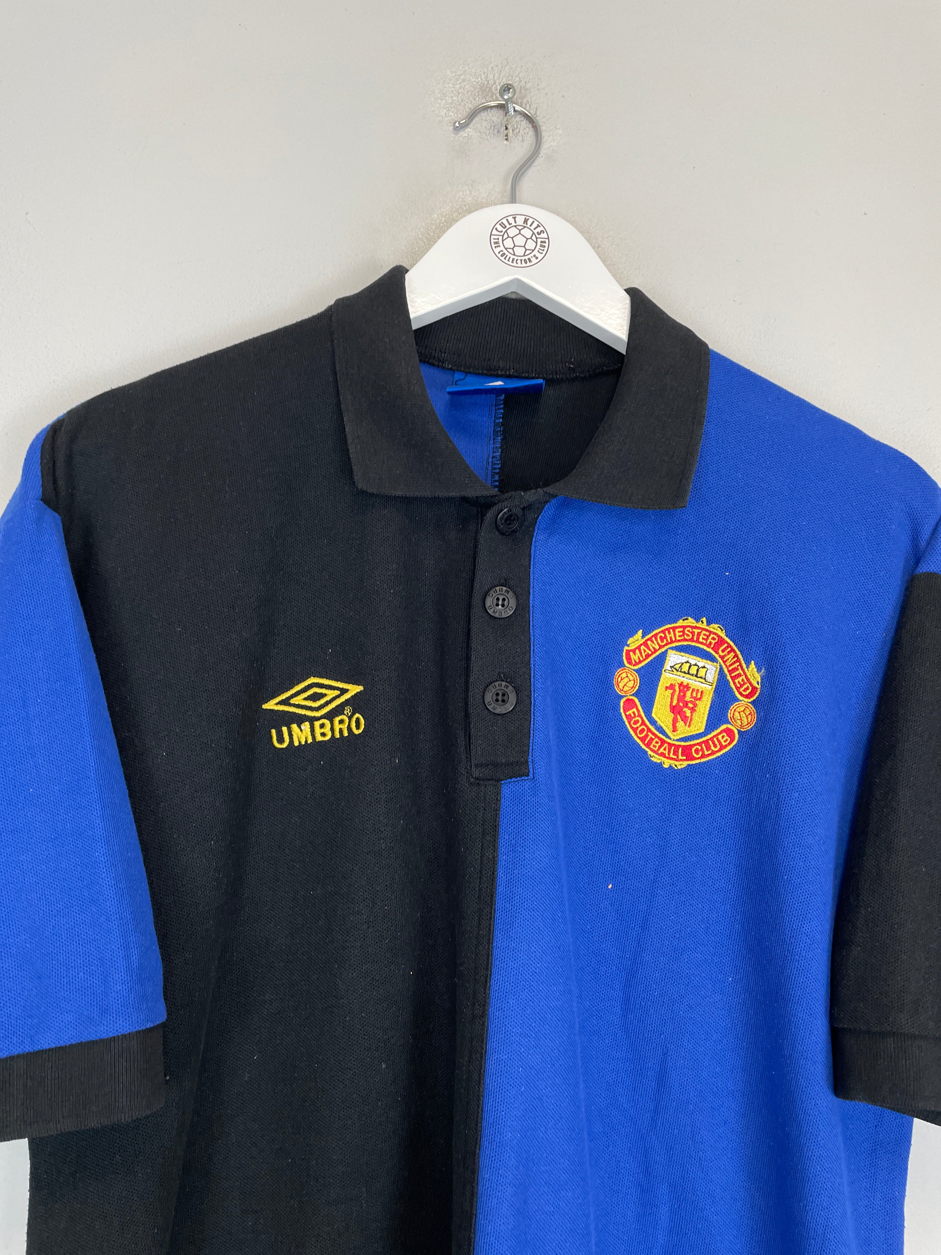 Shop 1996/97 MANCHESTER UNITED POLO SHIRT (XL) UMBRO, classic football shirts, vintage football shirts & retro soccer jerseys at Cult Kits