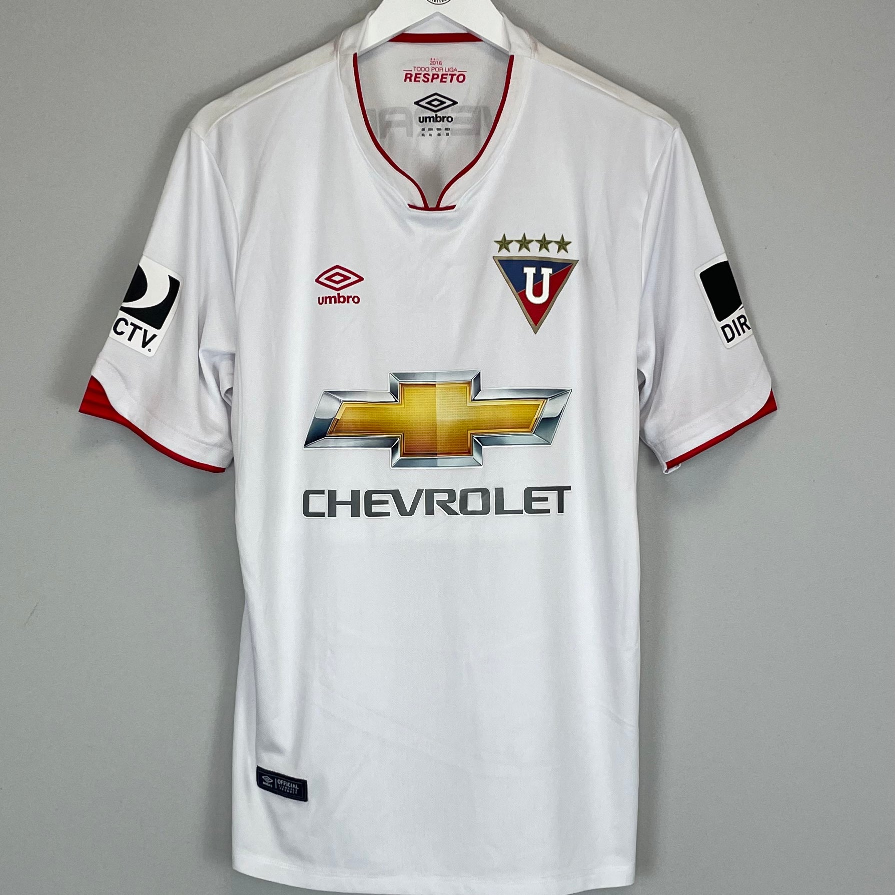 Shop 2015/16 LDU QUITO HOME SHIRT (XL) UMBRO, classic football shirts, vintage football shirts & retro soccer jerseys at Cult Kits