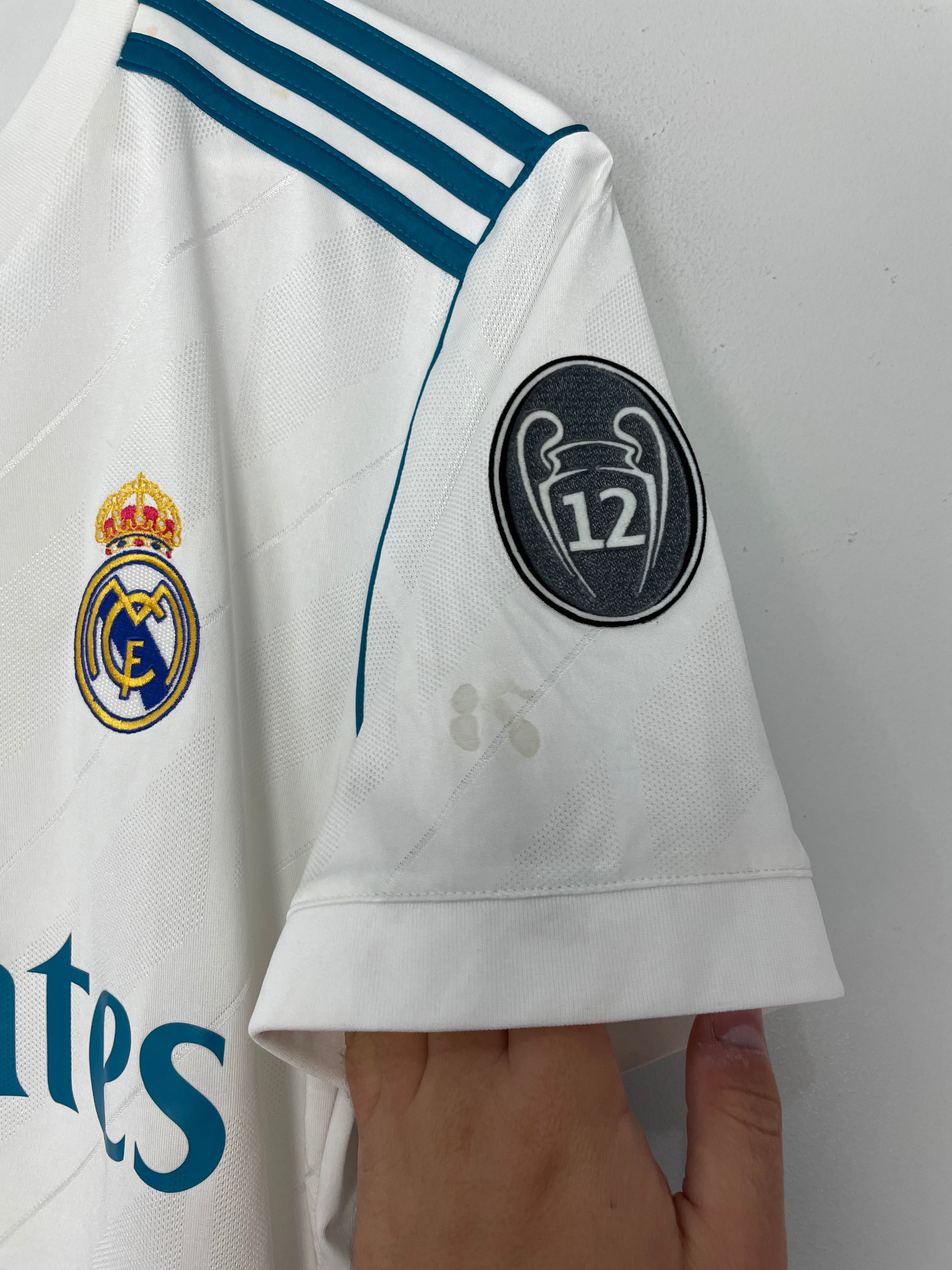 Shop 2017/18 REAL MADRID ISCO #22 HOME SHIRT (M) ADIDAS, classic football shirts, vintage football shirts & retro soccer jerseys at Cult Kits