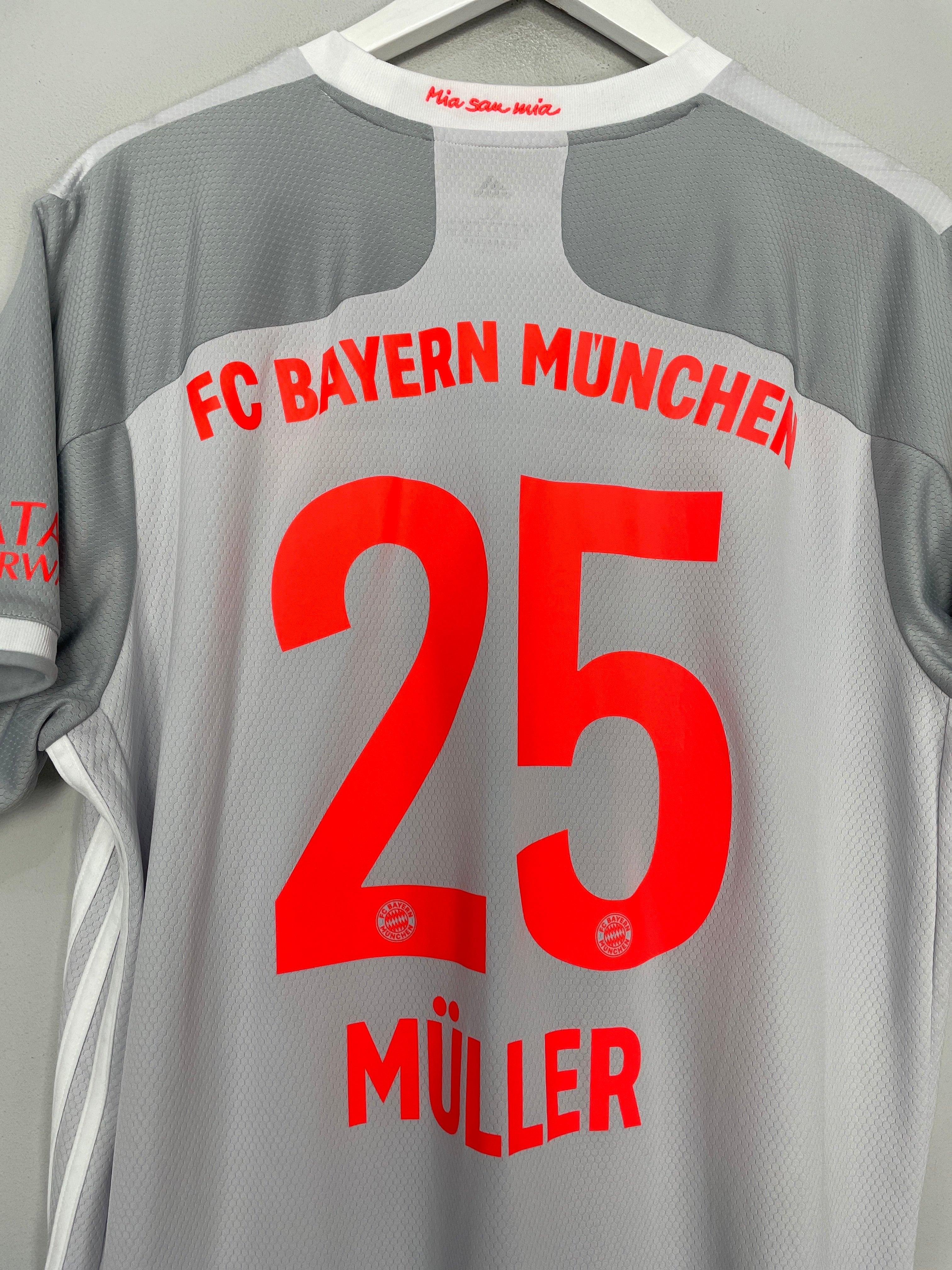 Shop 2020/21 BAYERN MUNICH MULLER #25 AWAY SHIRT (XL) ADIDAS, classic football shirts, vintage football shirts & retro soccer jerseys at Cult Kits