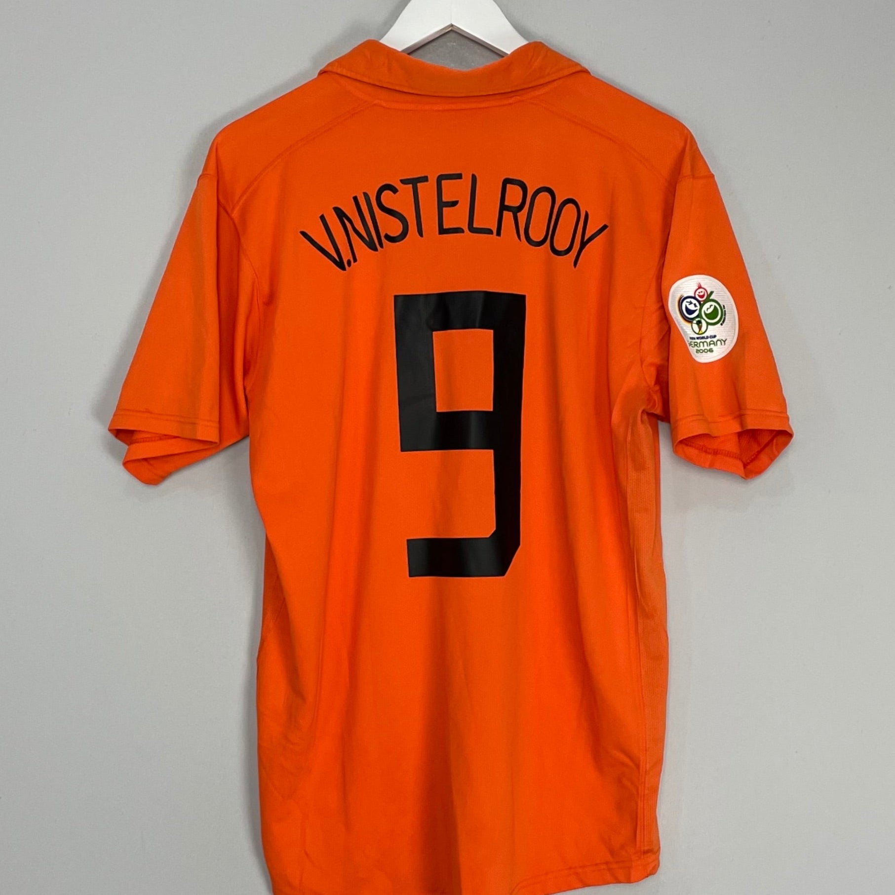 Shop 2006/08 NETHERLANDS V.NISTELROOY #9 HOME SHIRT (M) NIKE, classic football shirts, vintage football shirts & retro soccer jerseys at Cult Kits