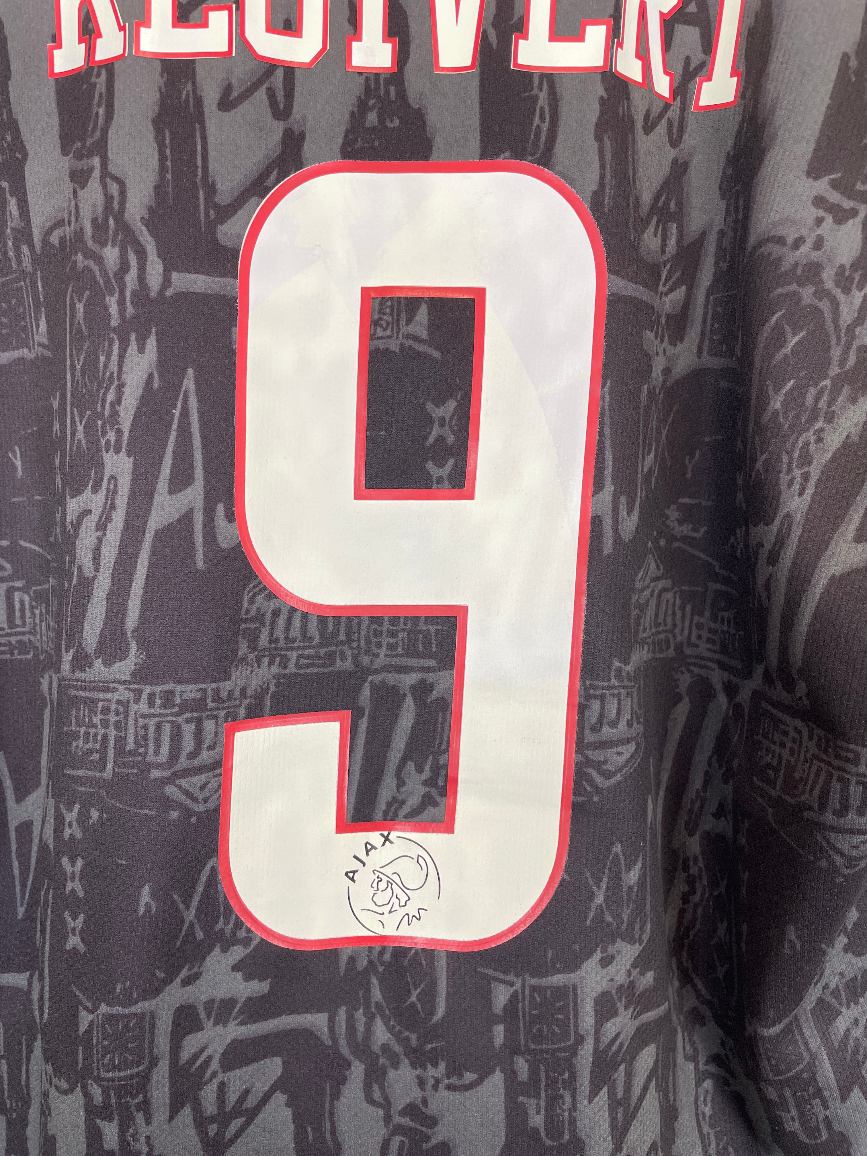 Shop 1996/97 AJAX KLUIVERT #9 AWAY SHIRT (M) UMBRO, classic football shirts, vintage football shirts & retro soccer jerseys at Cult Kits