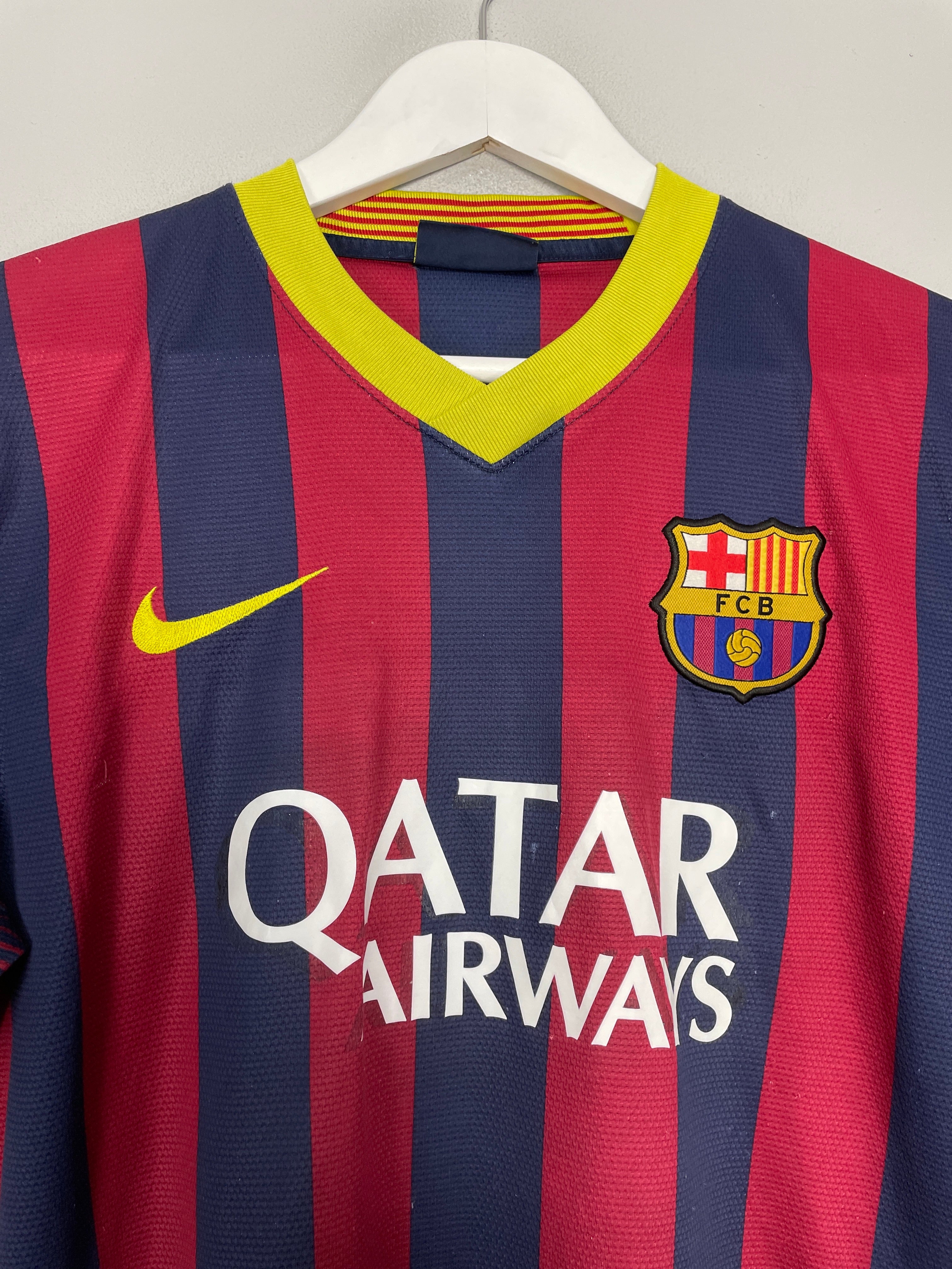 Shop 2013/14 BARCELONA MESSI #10 HOME SHIRT (M) NIKE, classic football shirts, vintage football shirts & retro soccer jerseys at Cult Kits