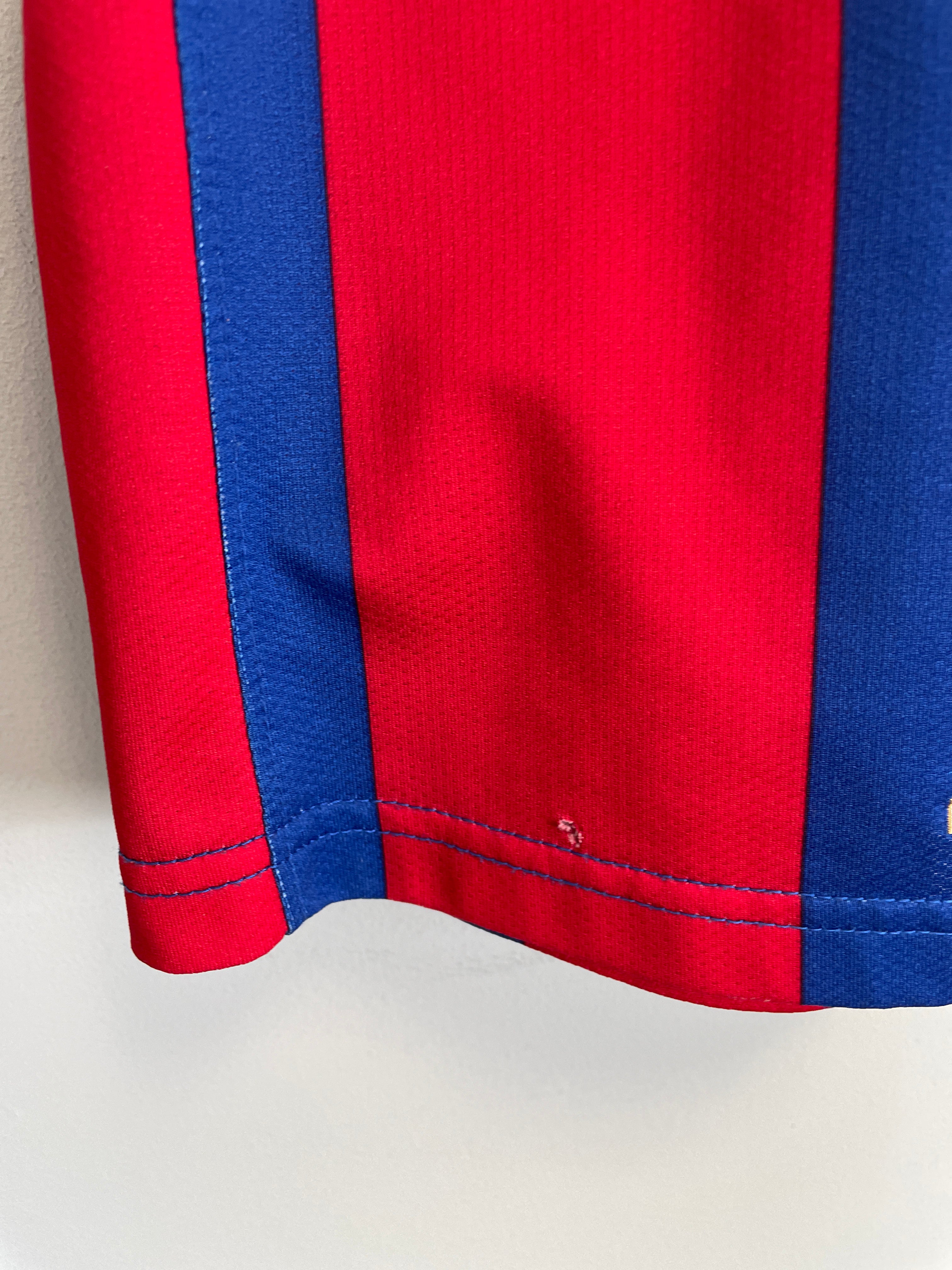 Shop 2008/10 FC BASEL HOME SHIRT (XXL) NIKE, classic football shirts, vintage football shirts & retro soccer jerseys at Cult Kits