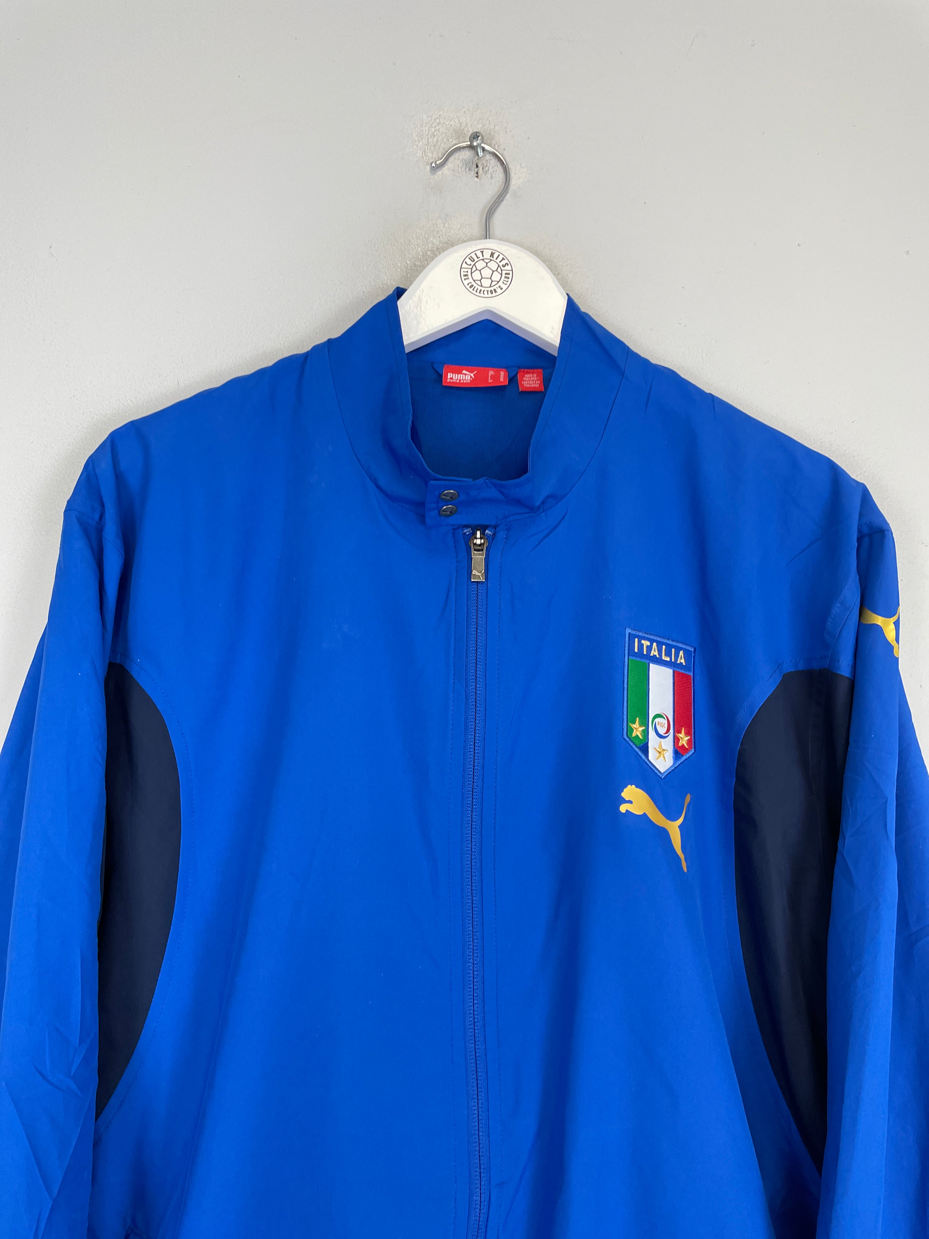 Shop 2006 ITALY TRACK JACKET (XL) PUMA, classic football shirts, vintage football shirts & retro soccer jerseys at Cult Kits