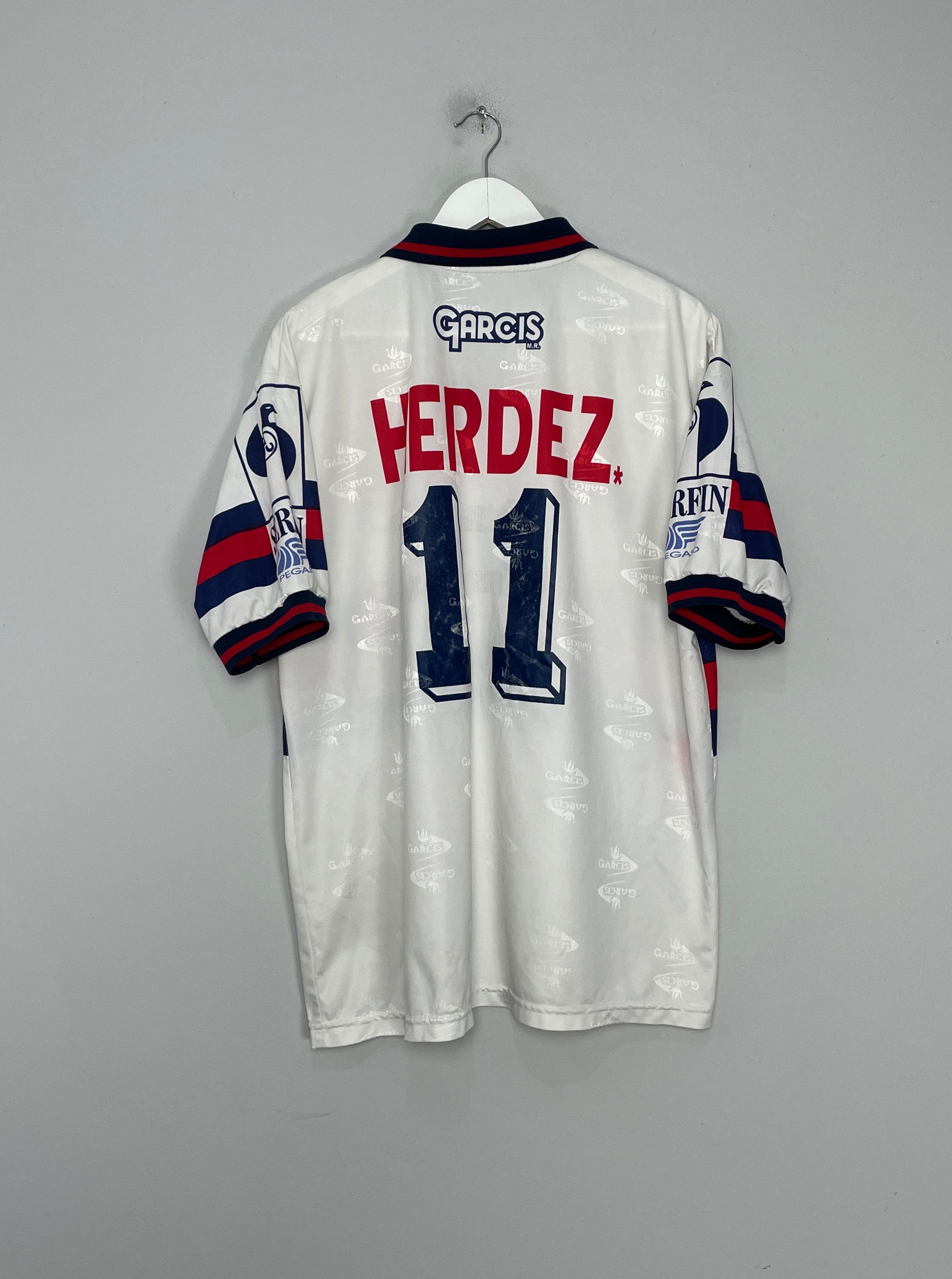 Shop 2001/02 GUERREROS DE ACAPULCO #11 HOME SHIRT (L) GARCIS, classic football shirts, vintage football shirts & retro soccer jerseys at Cult Kits