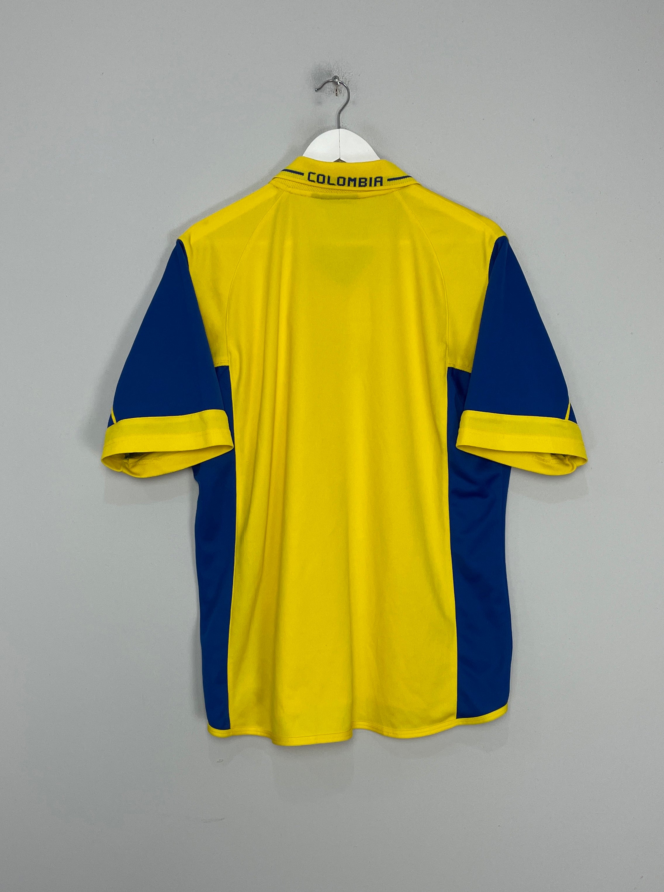 Shop 2003/04 COLOMBIA HOME SHIRT (XL) LOTTO, classic football shirts, vintage football shirts & retro soccer jerseys at Cult Kits