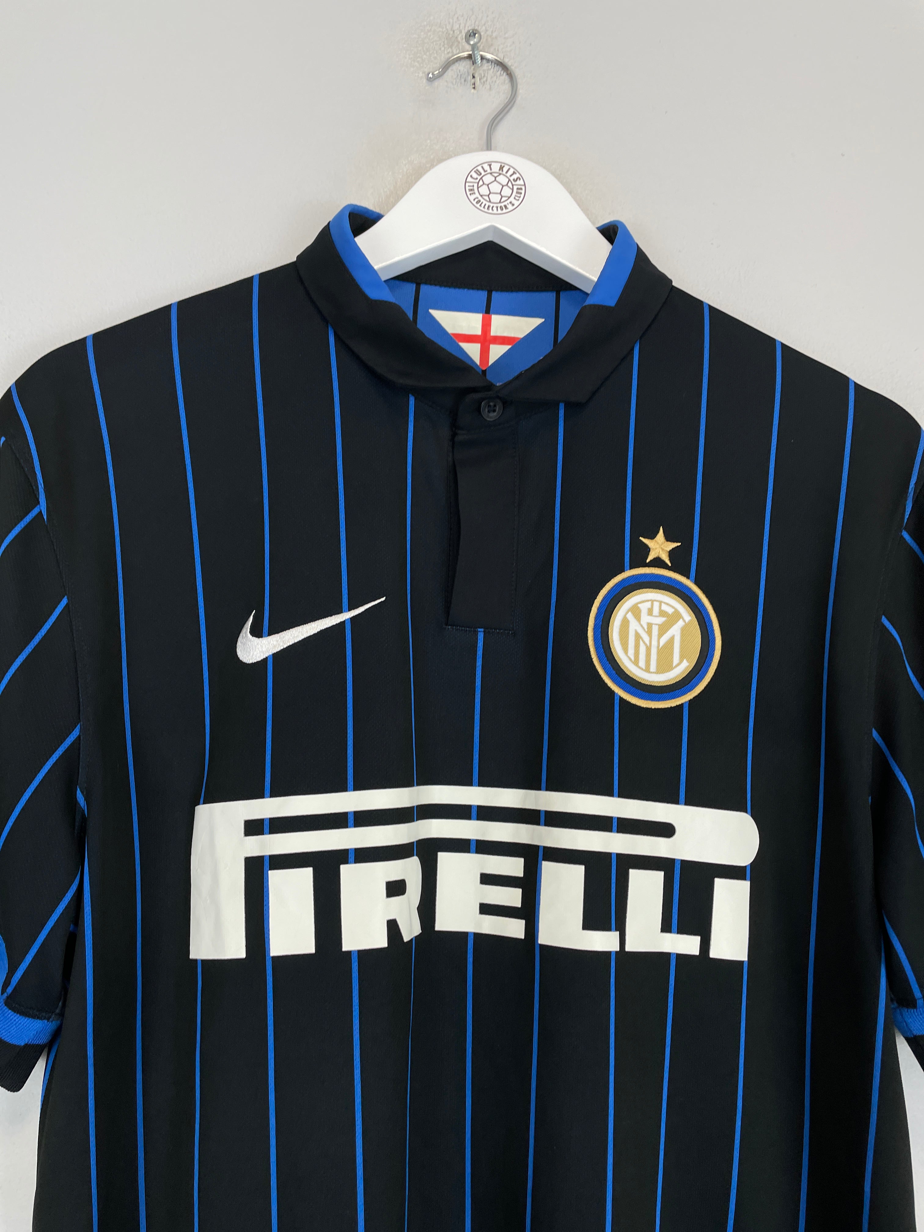 Shop 2014/15 INTER MILAN HOME SHIRT (M) NIKE, classic football shirts, vintage football shirts & retro soccer jerseys at Cult Kits