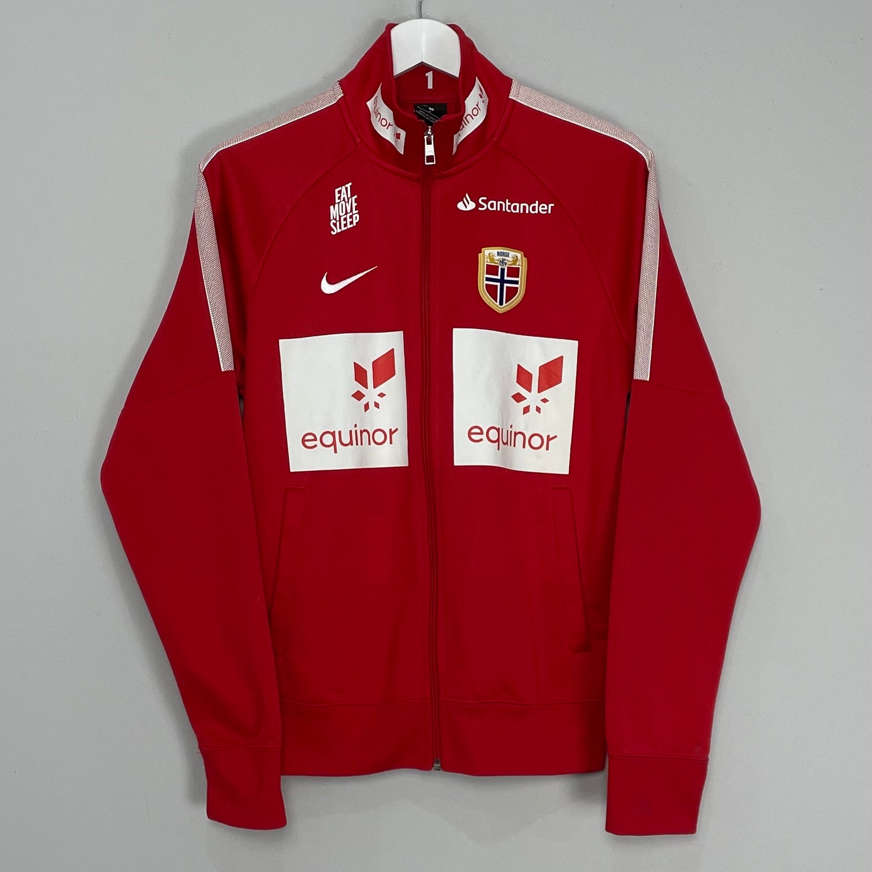 Shop 2015/16 NORWAY TRACK JACKET (S) NIKE, classic football shirts, vintage football shirts & retro soccer jerseys at Cult Kits