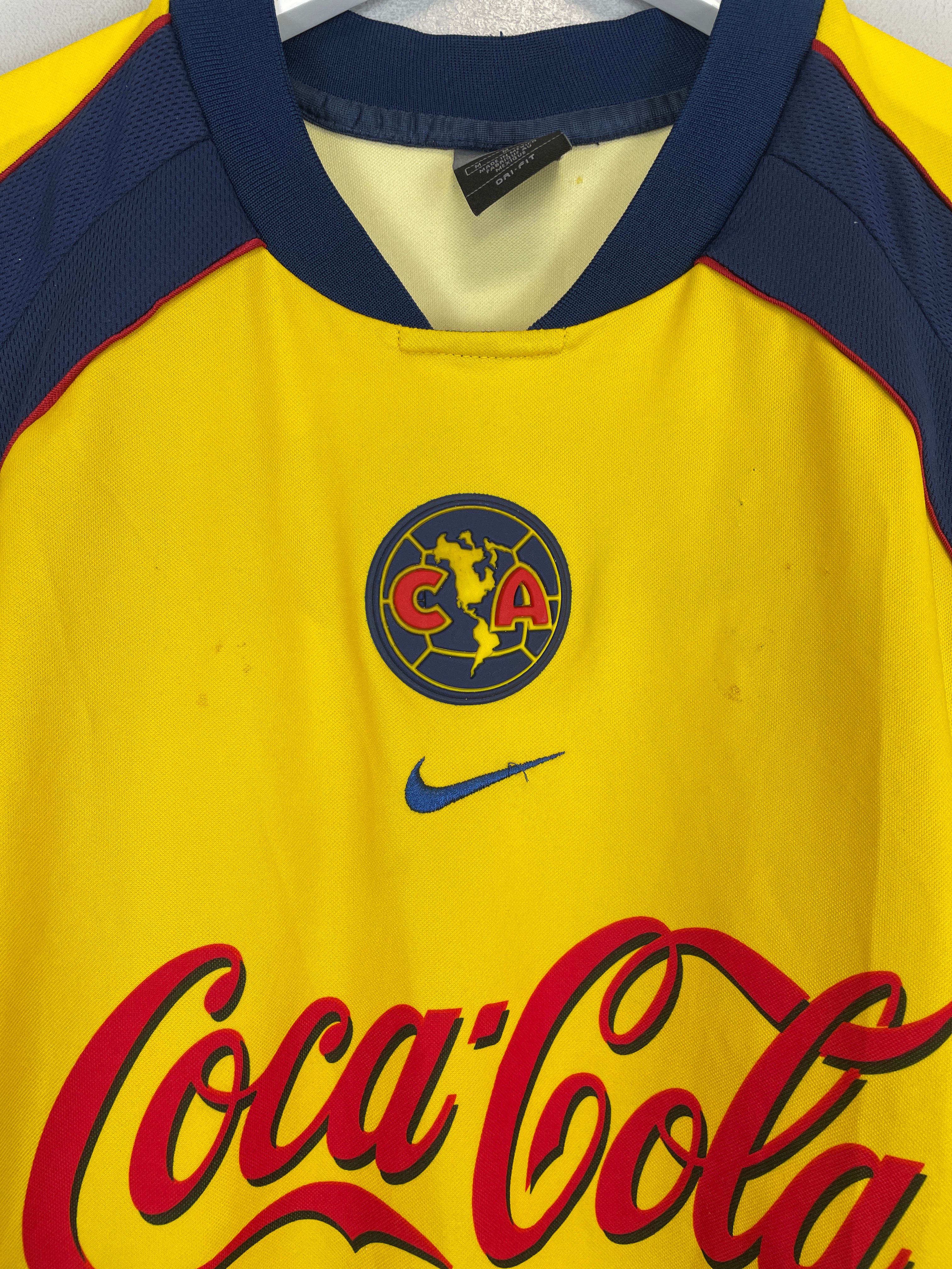 Shop 2001/02 CLUB AMERICA ZAMORANO #9 HOME SHIRT (M) NIKE, classic football shirts, vintage football shirts & retro soccer jerseys at Cult Kits