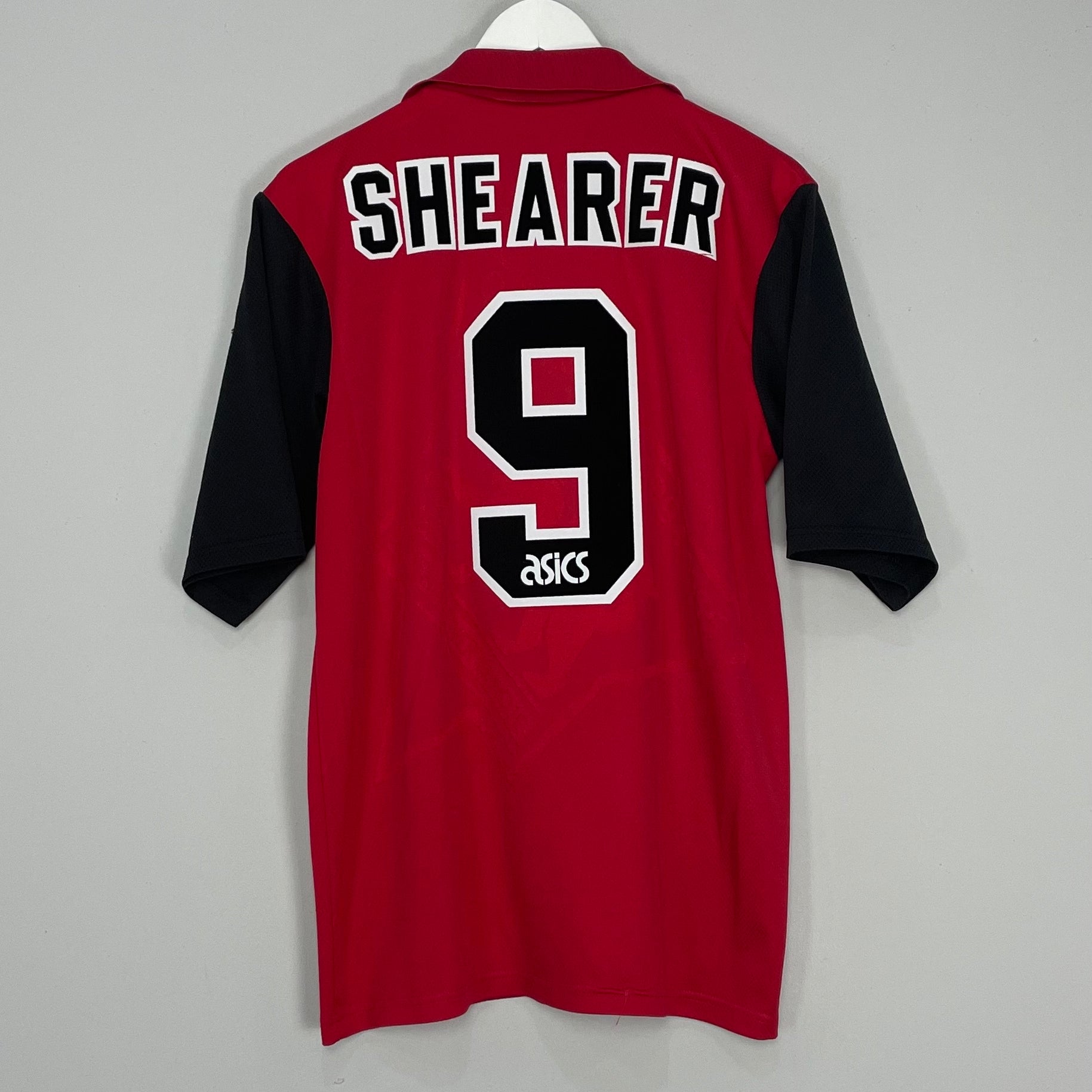 Shop 1995/96 BLACKBURN ROVERS SHEARER #9 AWAY SHIRT (M) ASICS, classic football shirts, vintage football shirts & retro soccer jerseys at Cult Kits