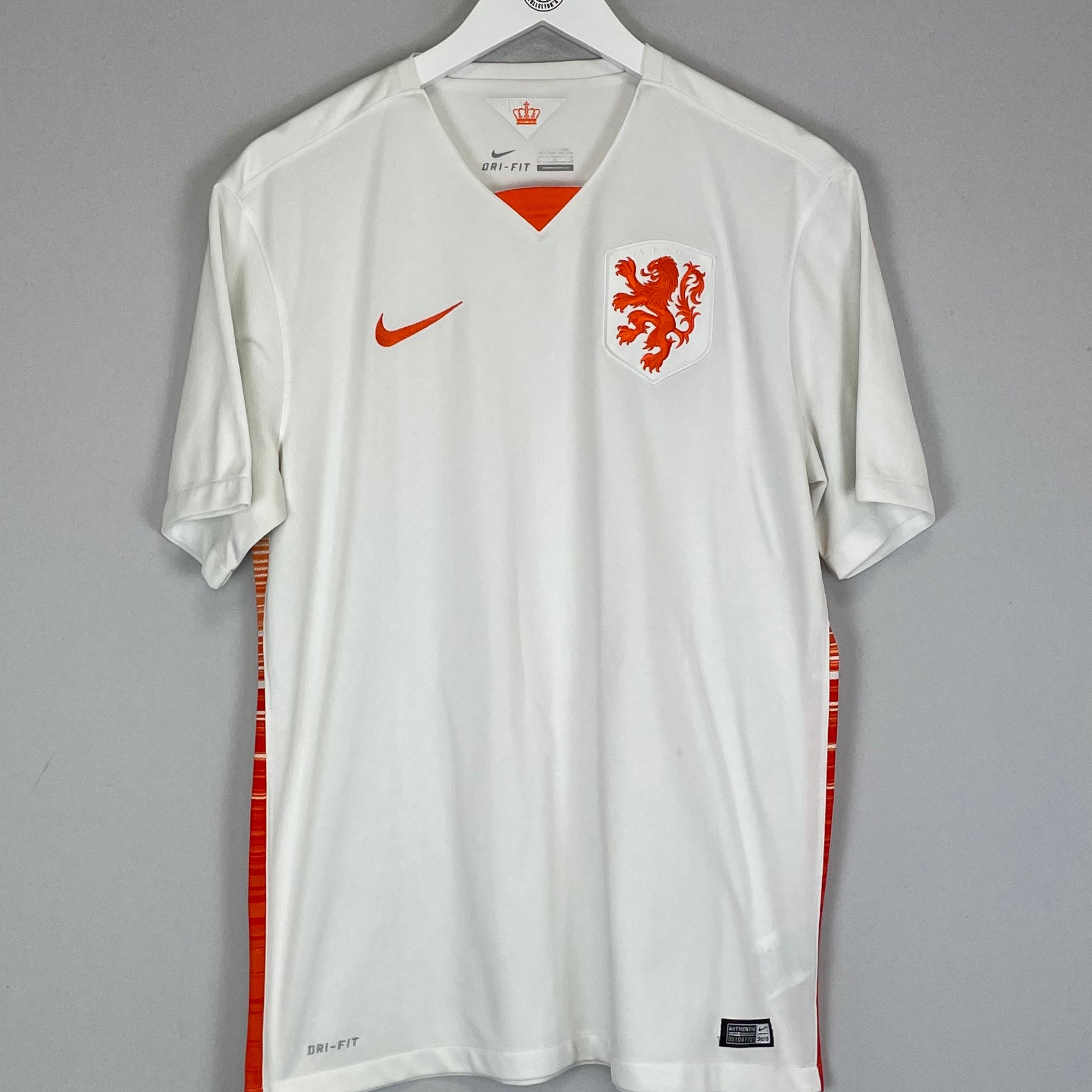 Shop 2015 NETHERLANDS AWAY SHIRT (L) NIKE, classic football shirts, vintage football shirts & retro soccer jerseys at Cult Kits