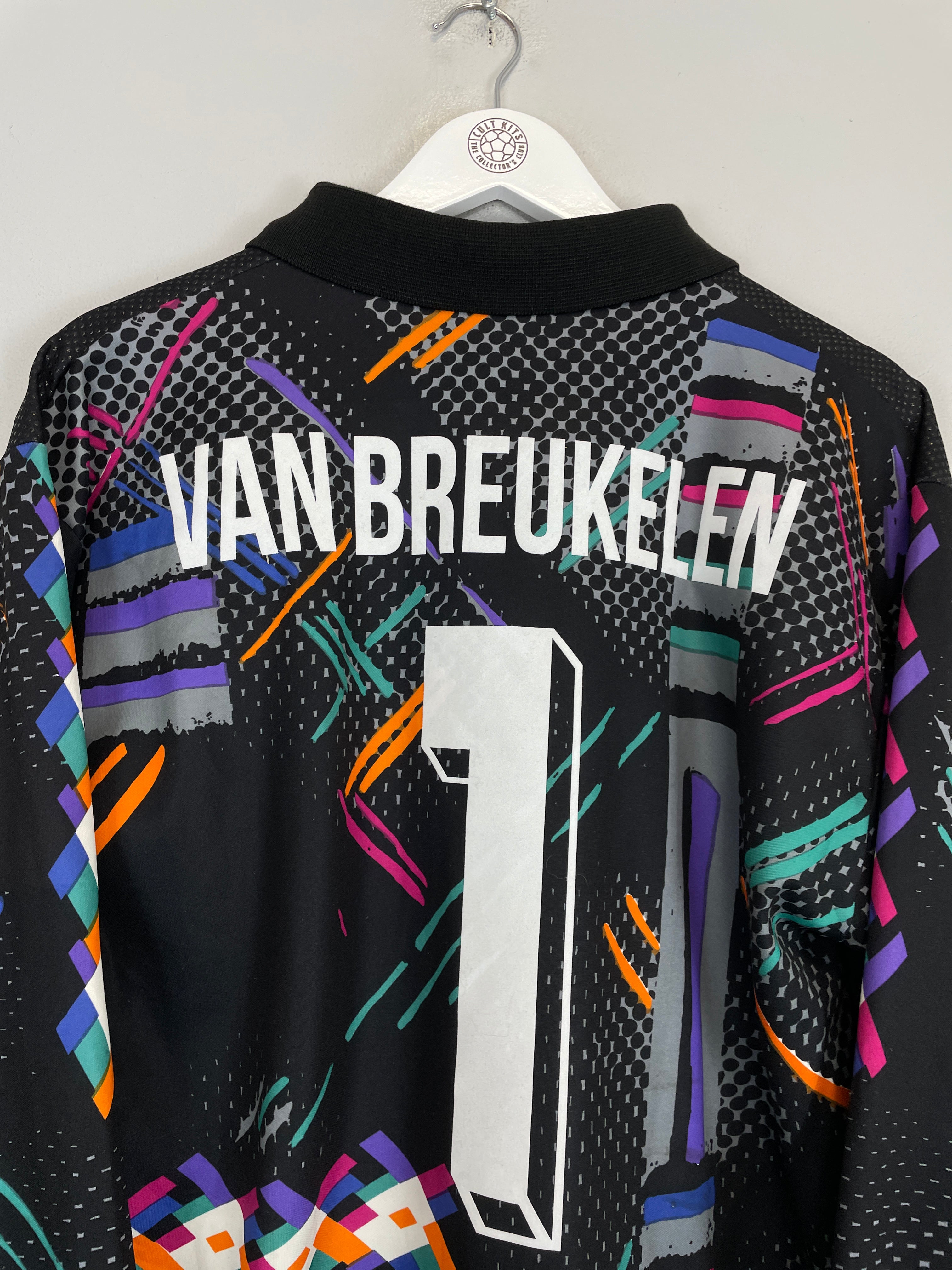 Shop 1992/94 NETHERLANDS VAN BREUKELEN #1 GK SHIRT (L) LOTTO, classic football shirts, vintage football shirts & retro soccer jerseys at Cult Kits