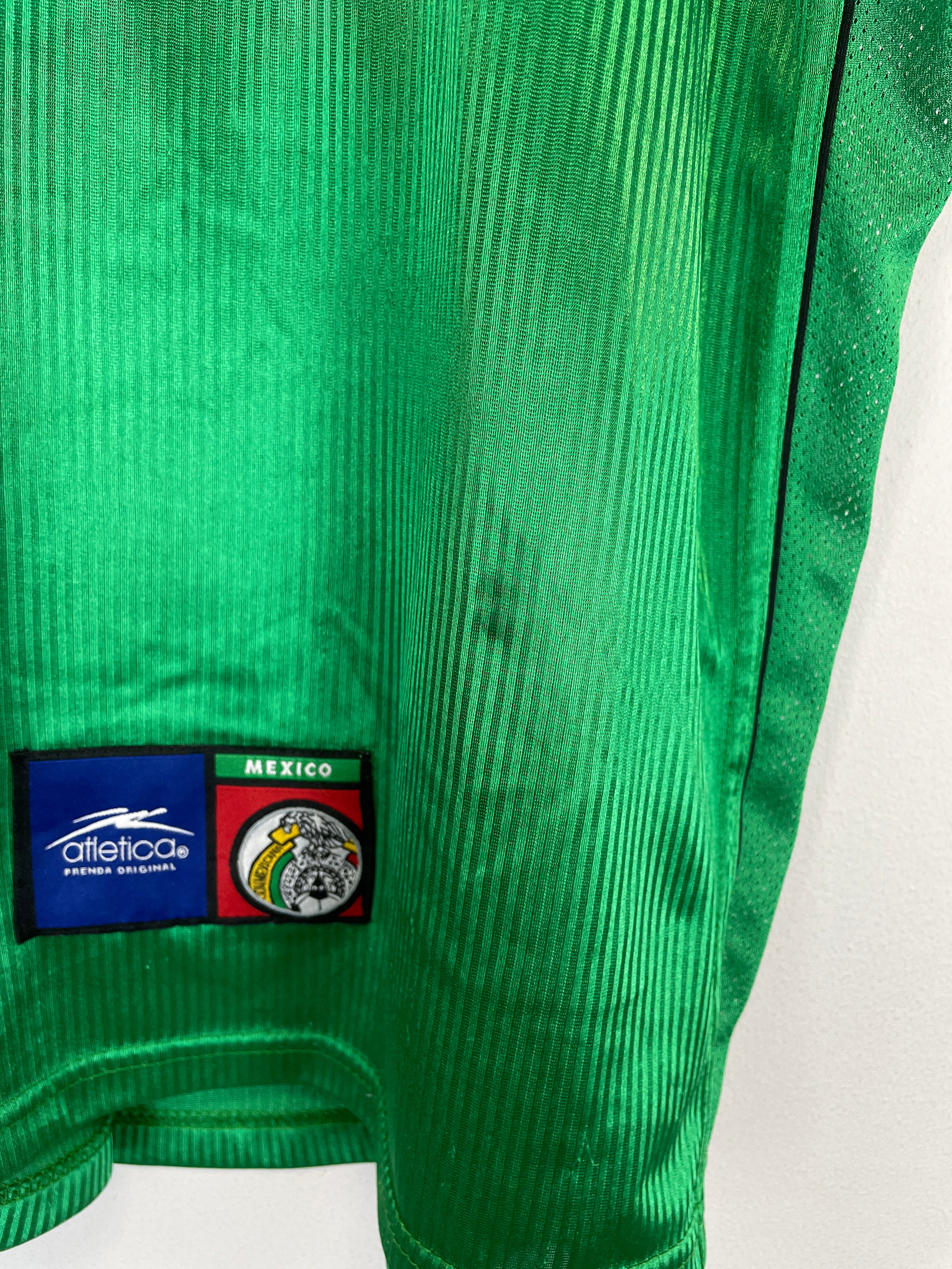 Shop 2000/01 MEXICO ARELLANO #21 HOME SHIRT (S) ATLETICA, classic football shirts, vintage football shirts & retro soccer jerseys at Cult Kits