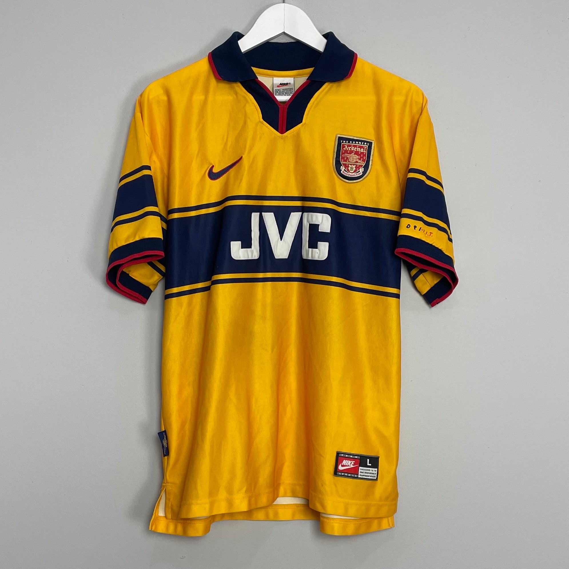 Shop 1997/99 ARSENAL AWAY SHIRT (L) NIKE, classic football shirts, vintage football shirts & retro soccer jerseys at Cult Kits