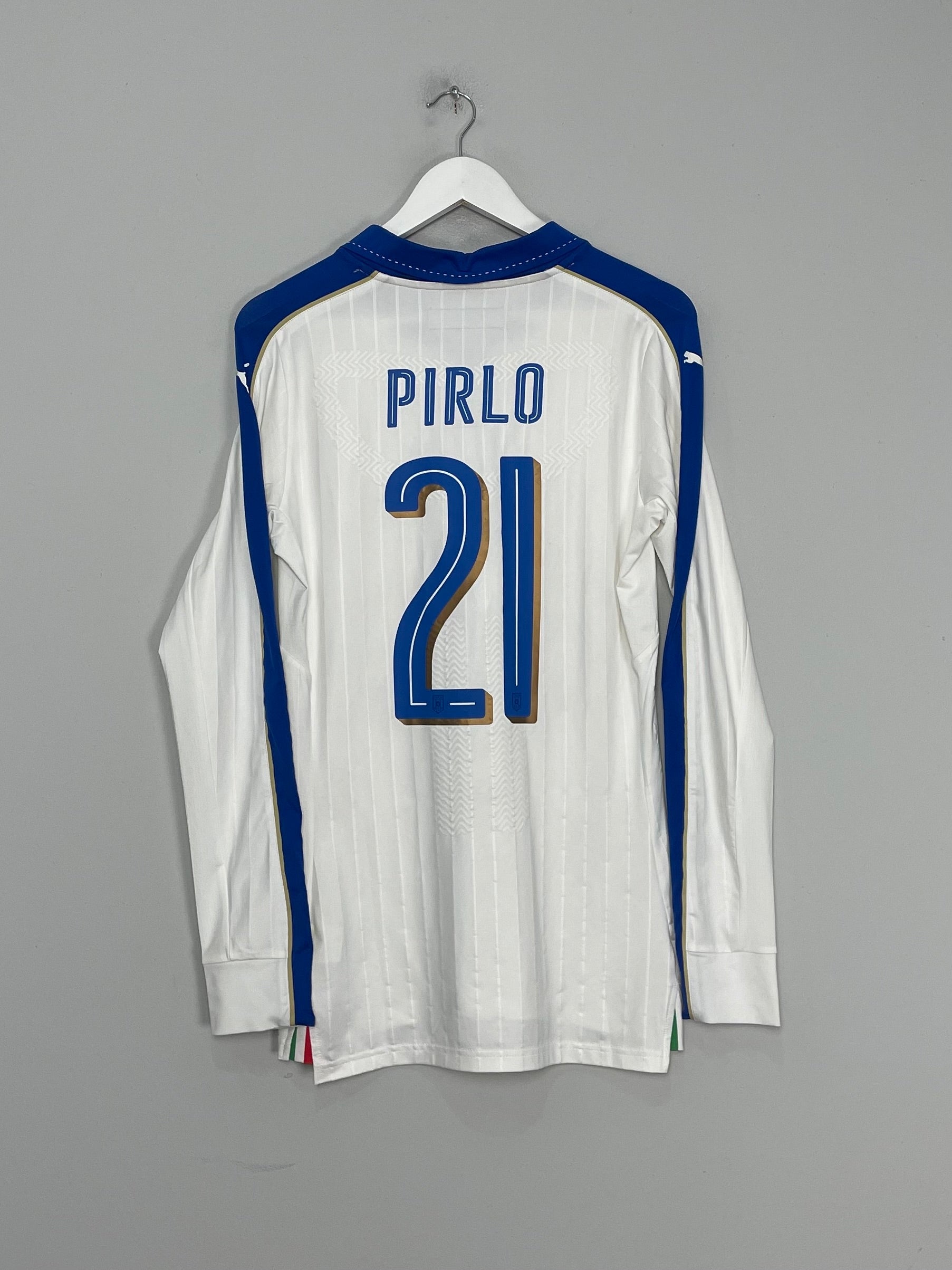 Shop 2016/17 ITALY PIRLO #21 L/S *PLAYER ISSUE* AWAY SHIRT (L) PUMA, classic football shirts, vintage football shirts & retro soccer jerseys at Cult Kits