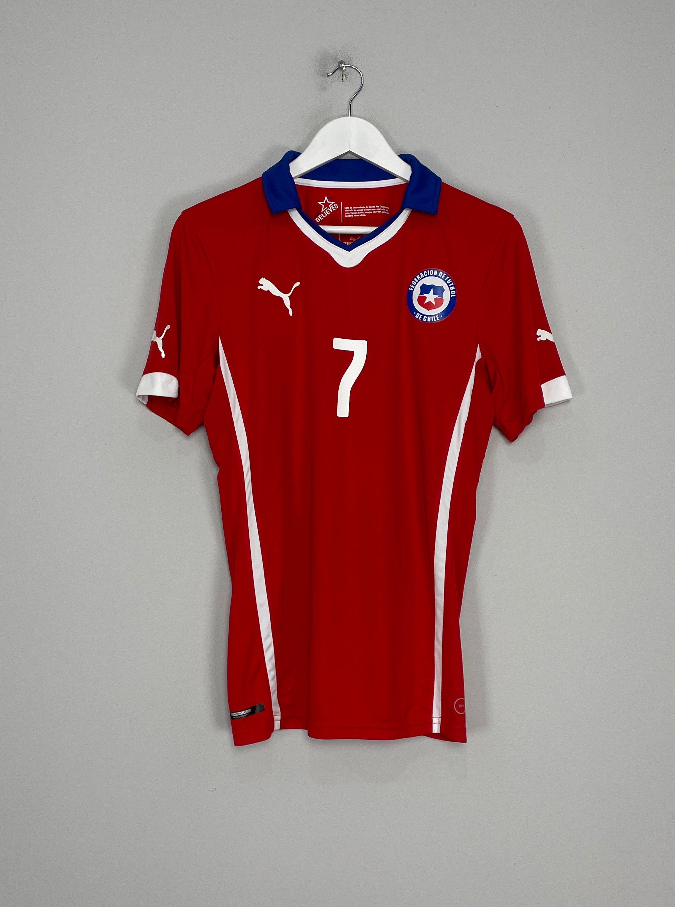 Shop 2014/15 CHILE ALEXIS #7 HOME SHIRT (M) PUMA, classic football shirts, vintage football shirts & retro soccer jerseys at Cult Kits
