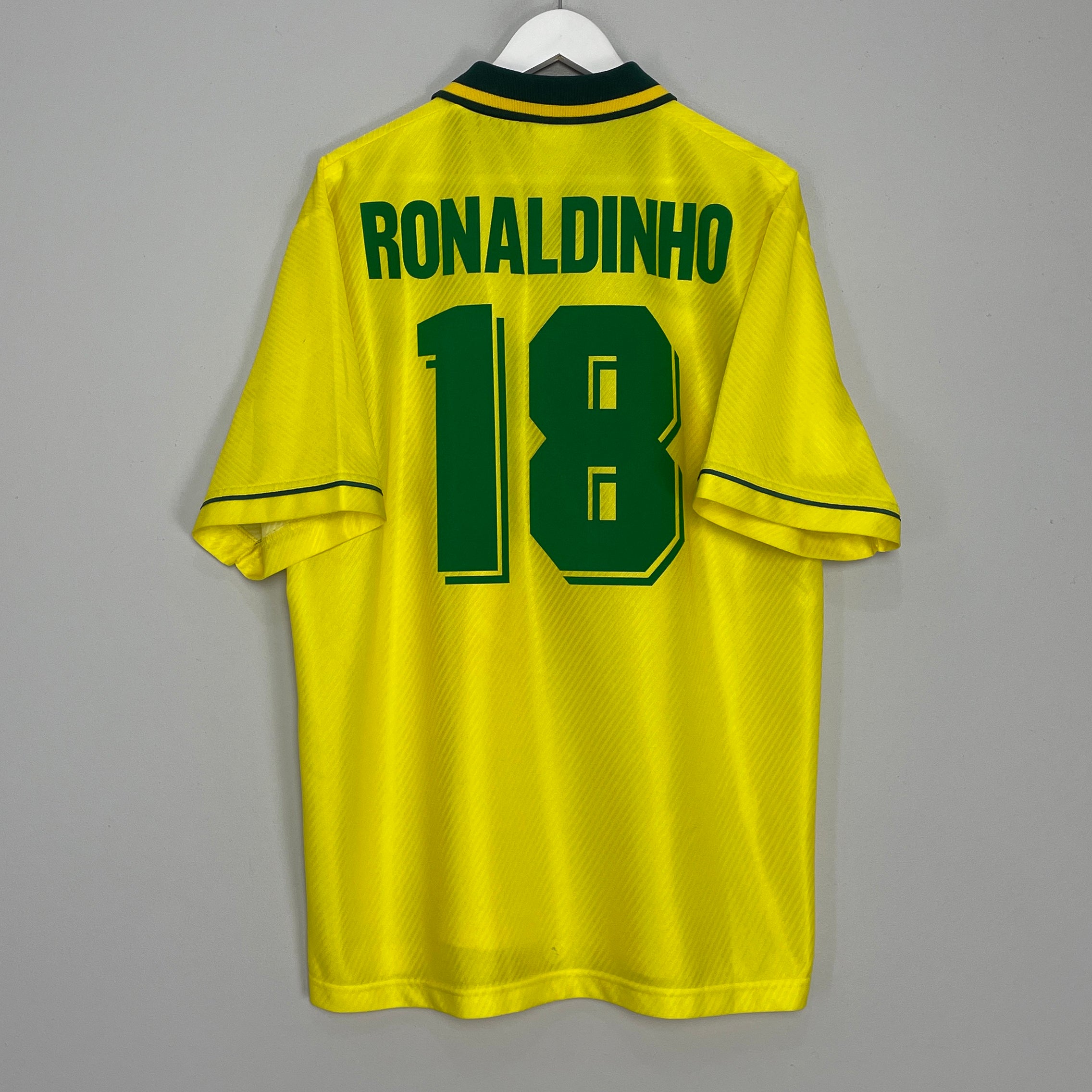 Shop 1994/97 BRAZIL RONALDINHO #18 HOME SHIRT (XL) UMBRO, classic football shirts, vintage football shirts & retro soccer jerseys at Cult Kits
