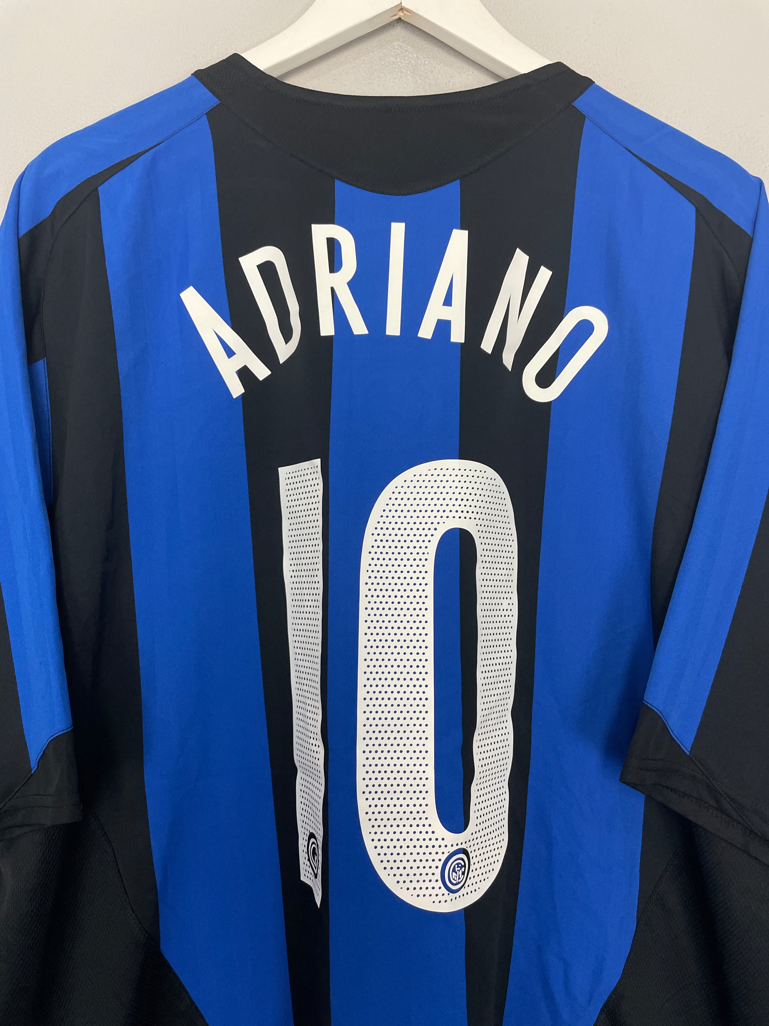 Shop 2005/06 INTER MILAN ADRIANO #10 HOME SHIRT (XXL) NIKE, classic football shirts, vintage football shirts & retro soccer jerseys at Cult Kits